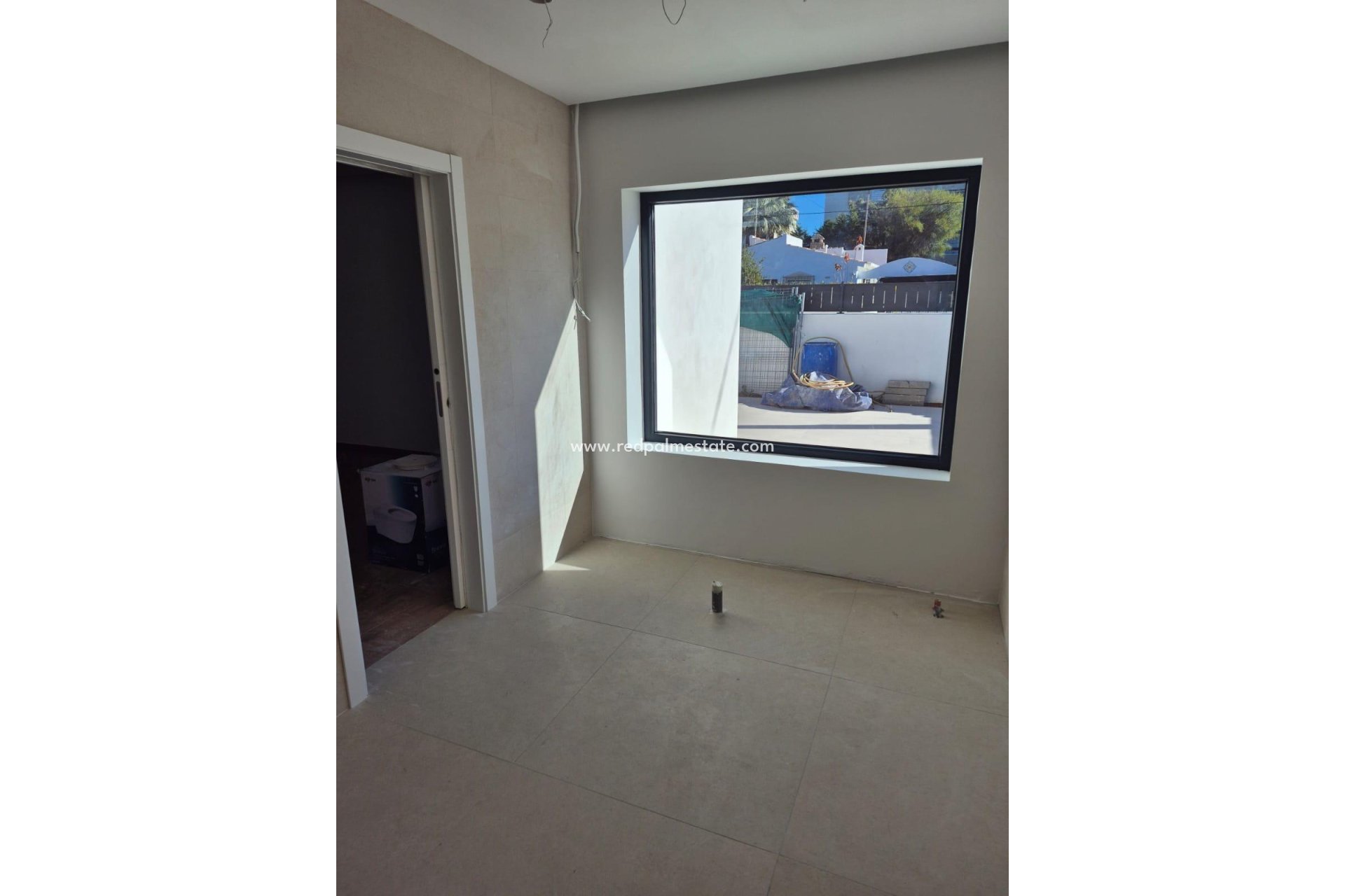 Reventa - Villa -
Denia