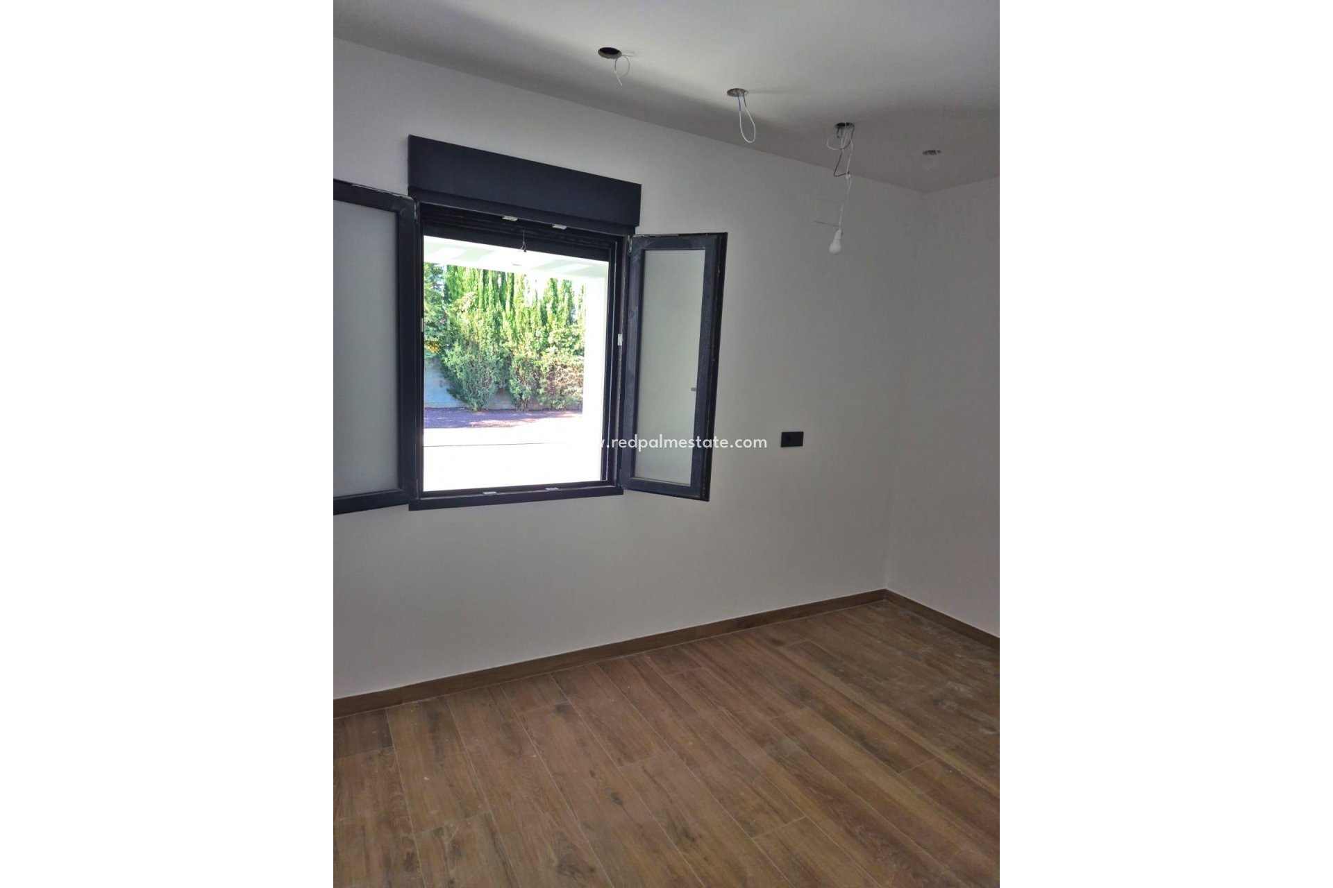 Reventa - Villa -
Denia