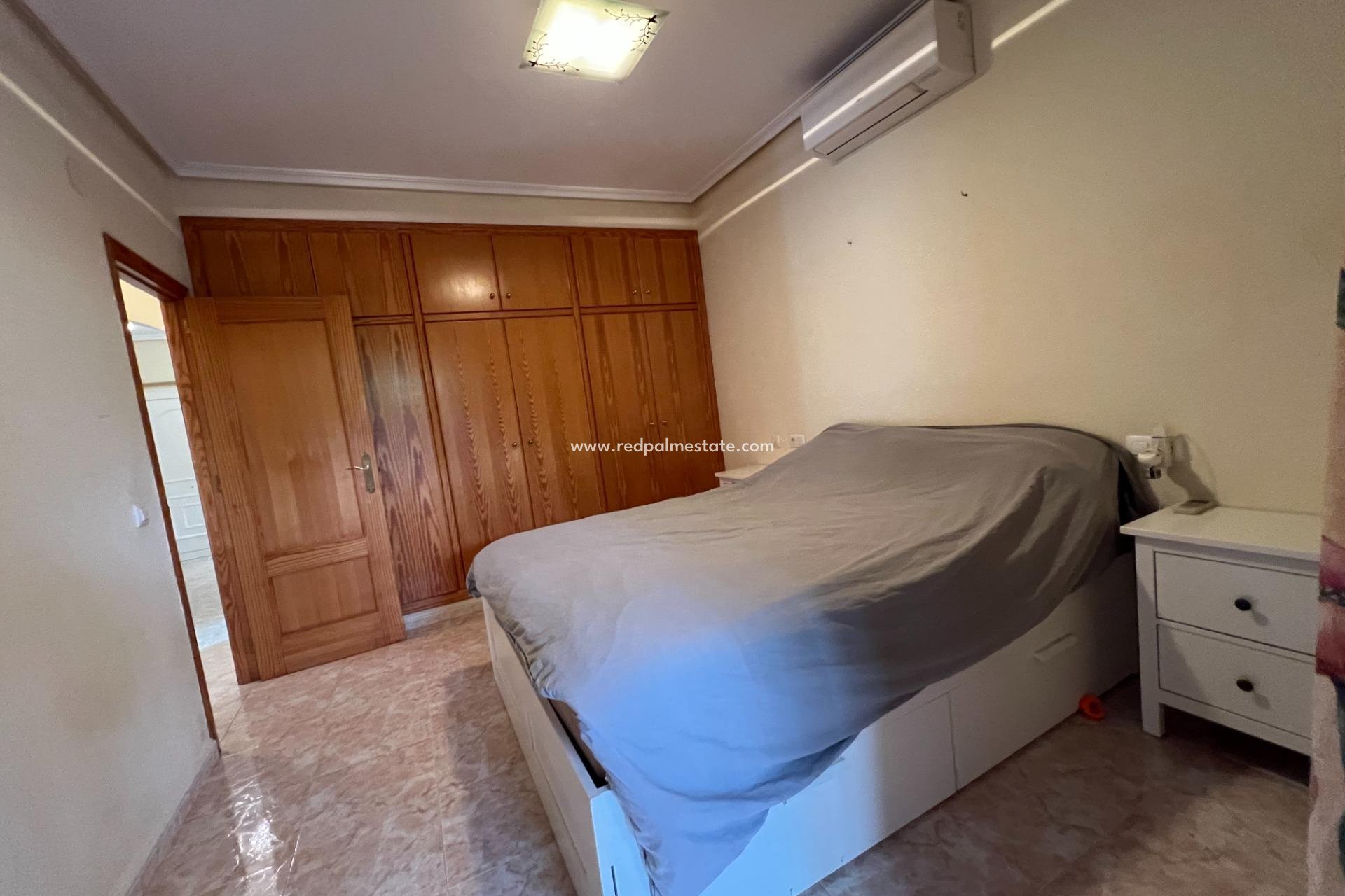 Reventa - Villa -
Dolores - Cmno. Escorredor