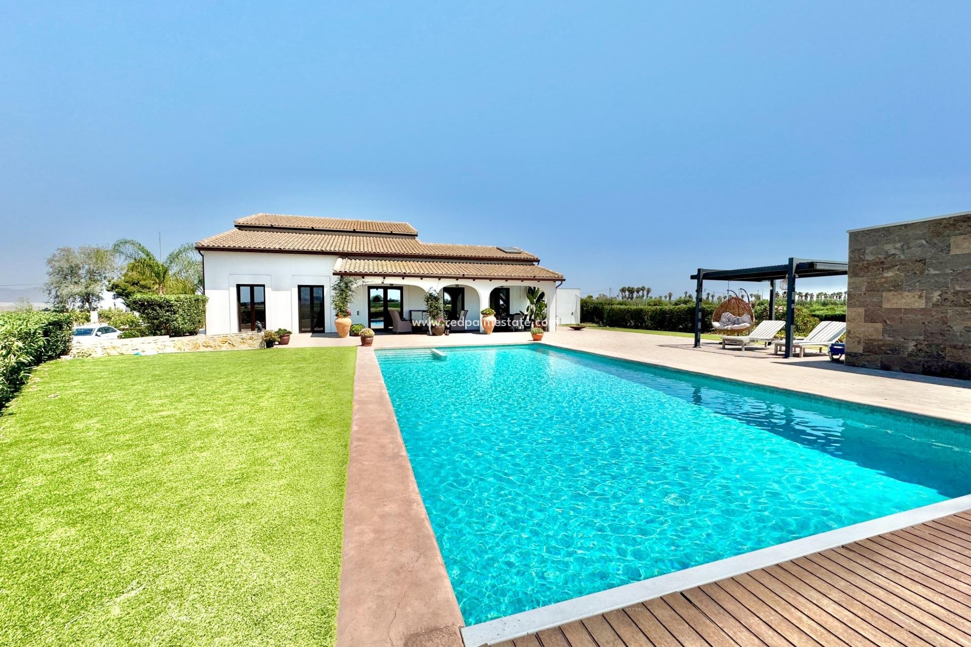 Reventa - Villa -
Dolores - Comunidad Valenciana