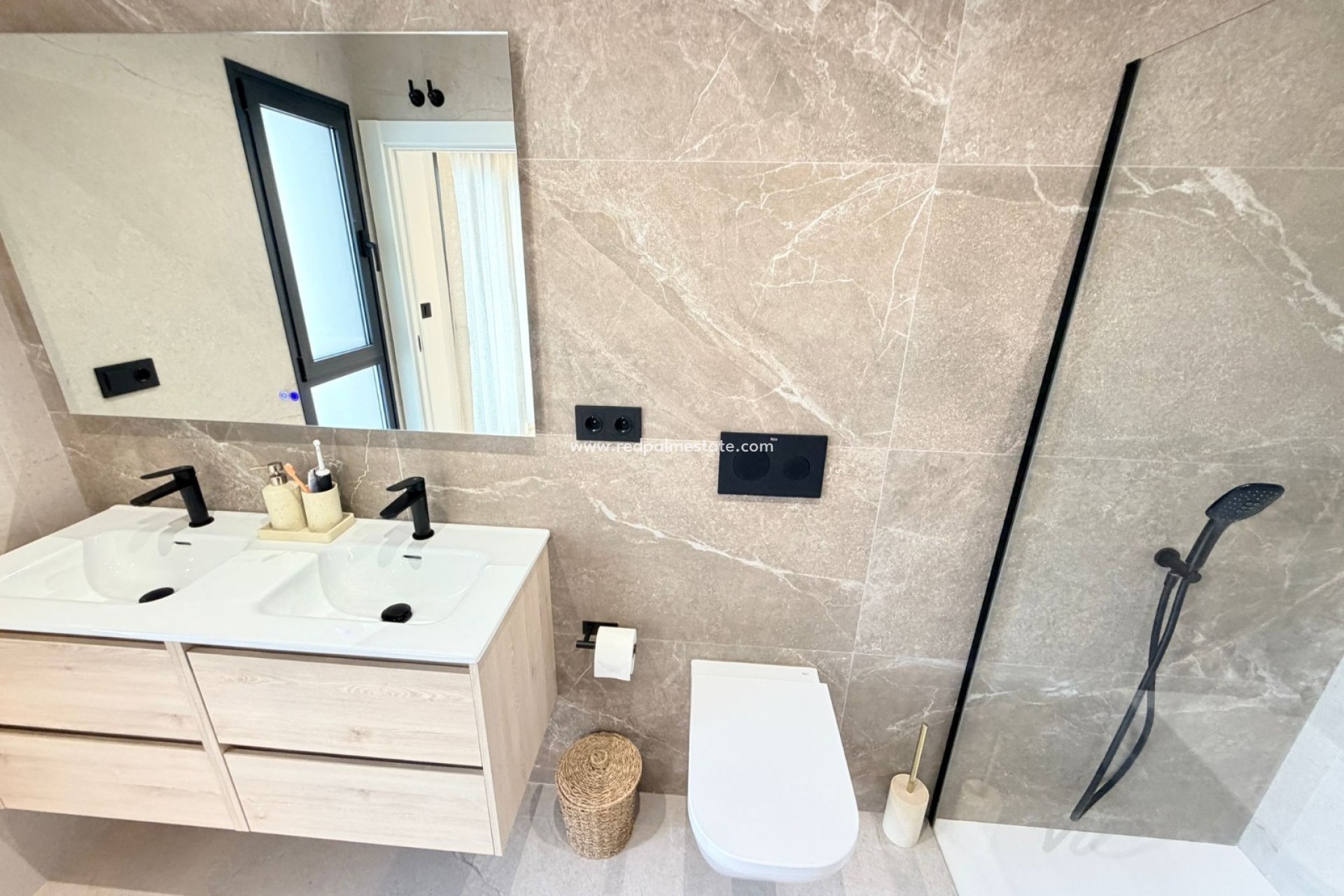 Reventa - Villa -
Dolores - Costa Blanca