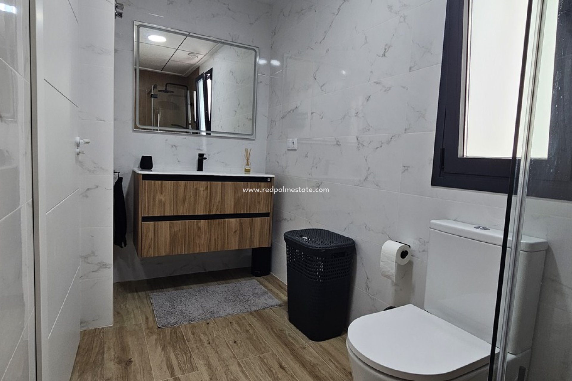 Reventa - Villa -
Dolores - Sector 4