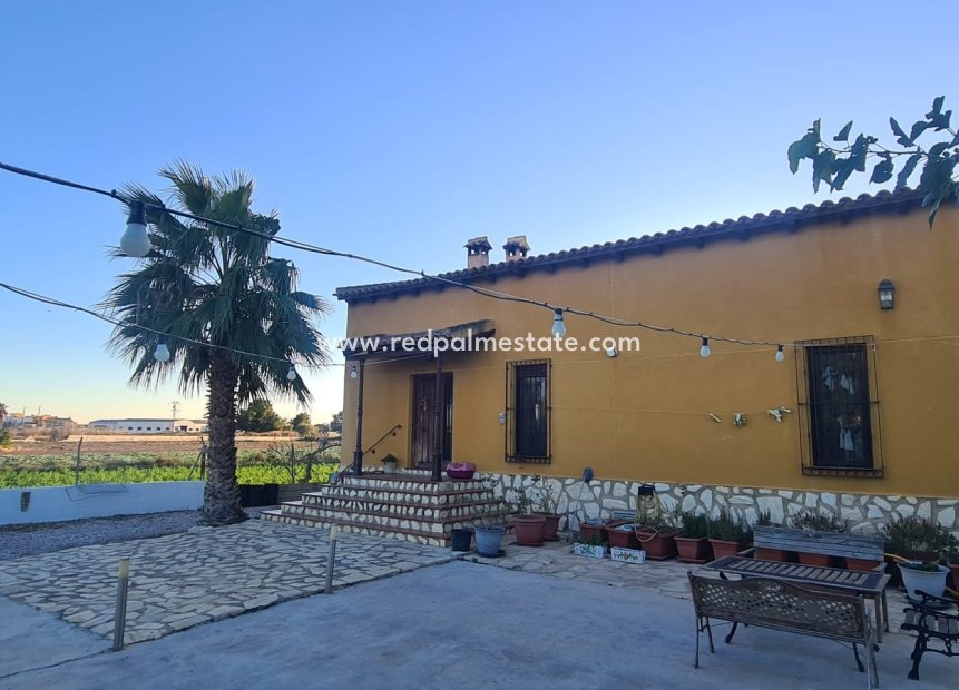 Reventa - Villa -
Dolores