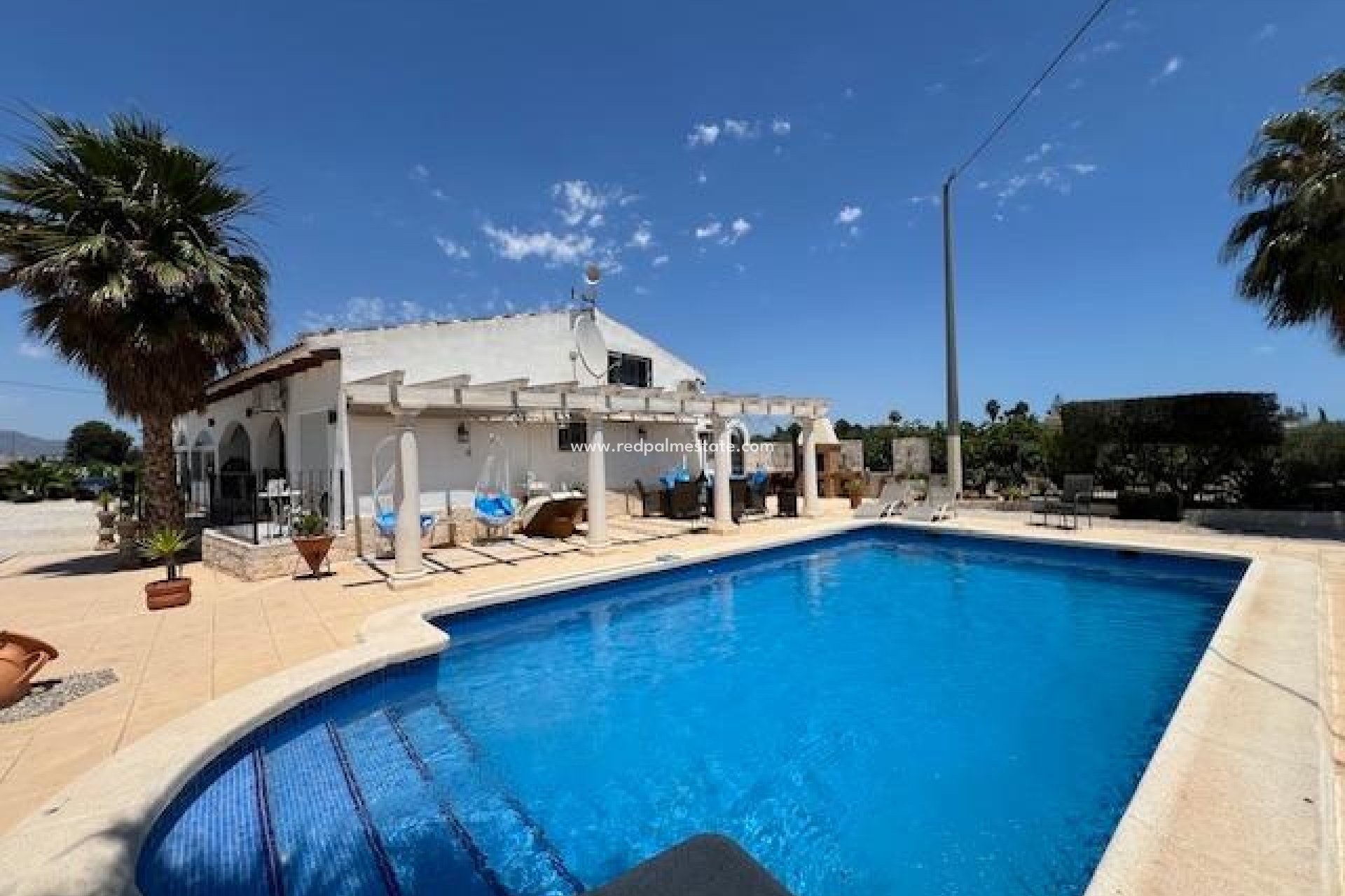 Reventa - Villa -
Dolores