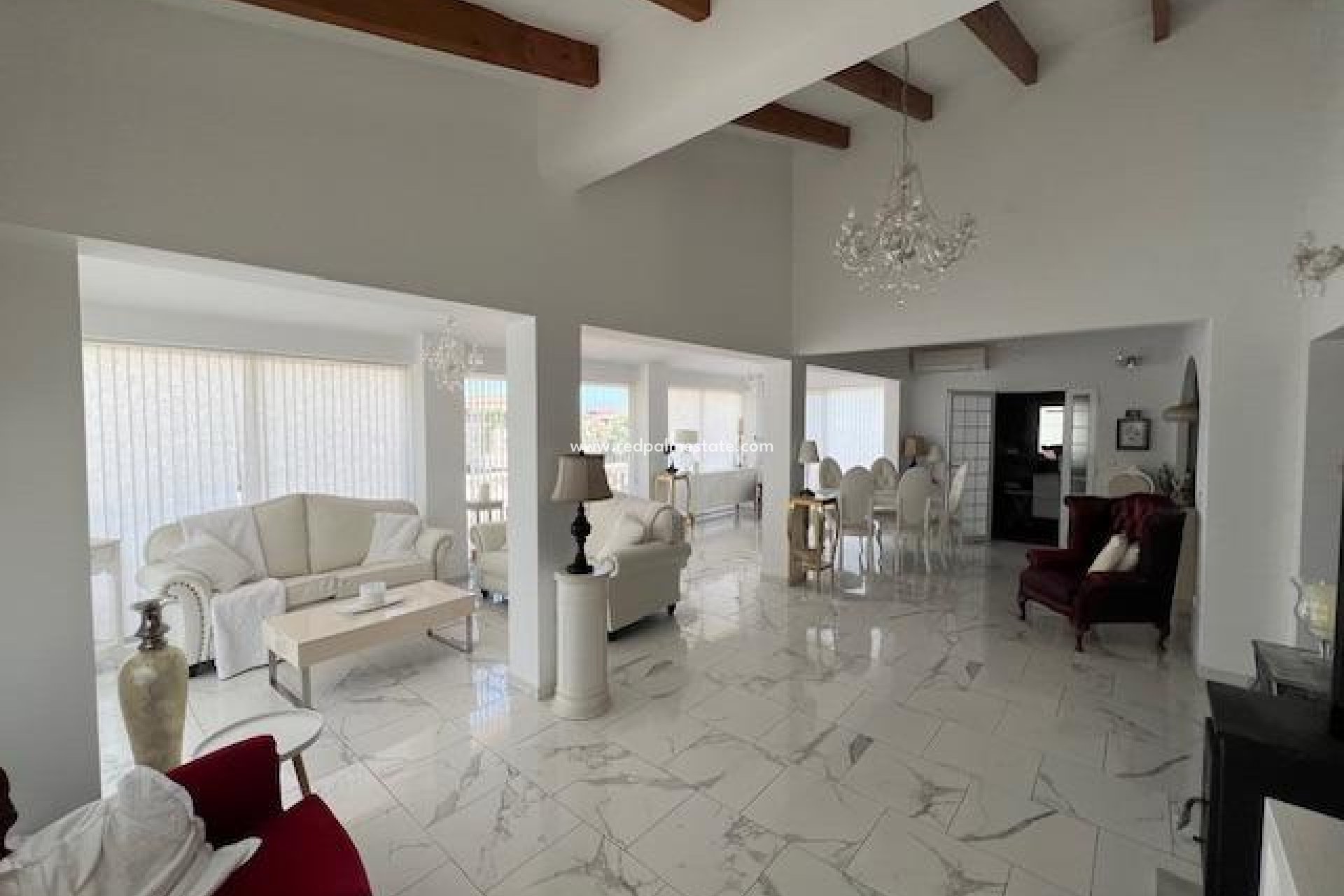 Reventa - Villa -
Dolores