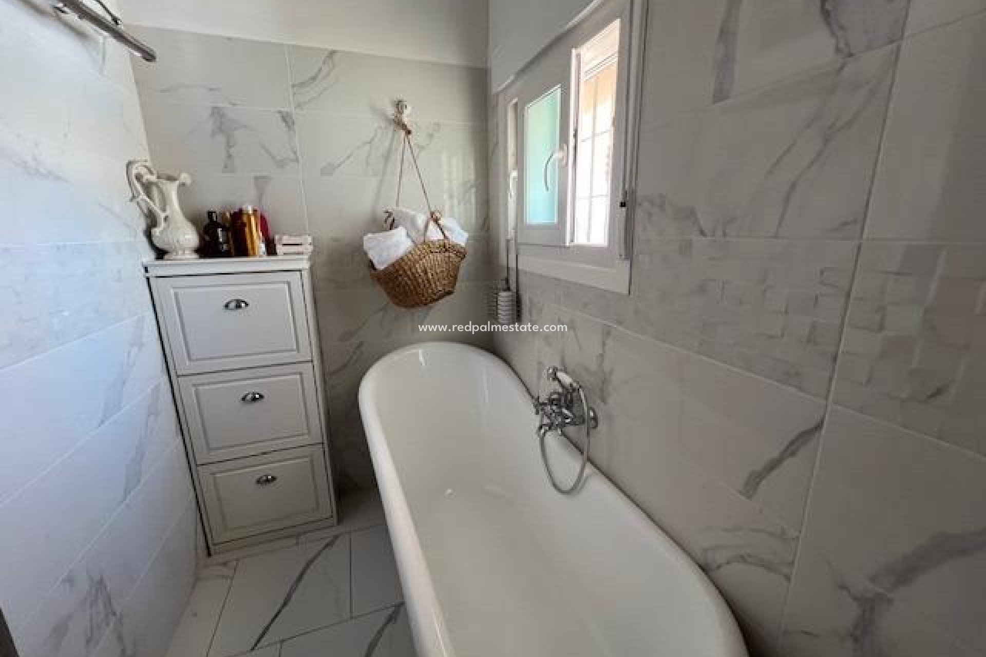 Reventa - Villa -
Dolores