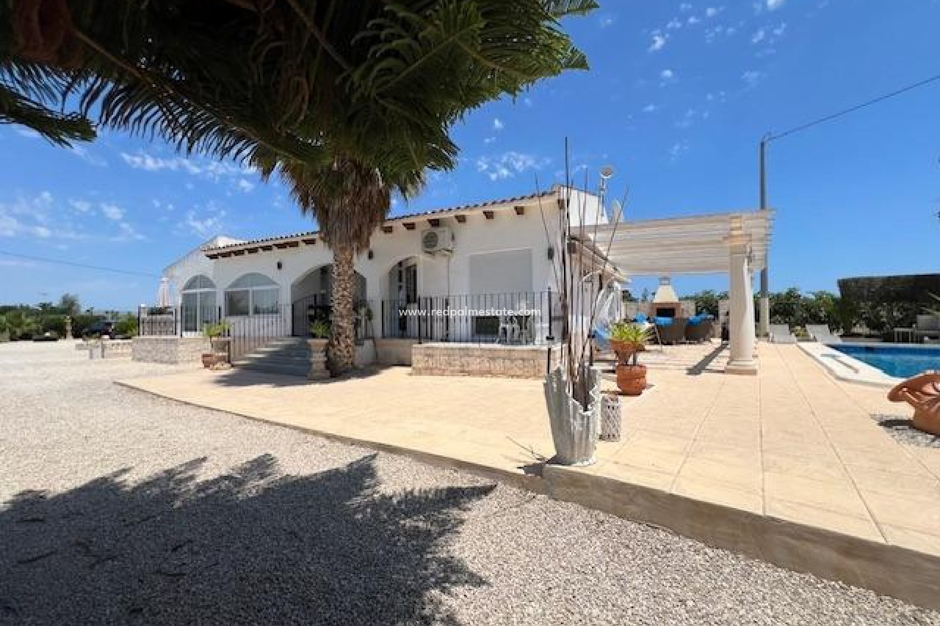 Reventa - Villa -
Dolores