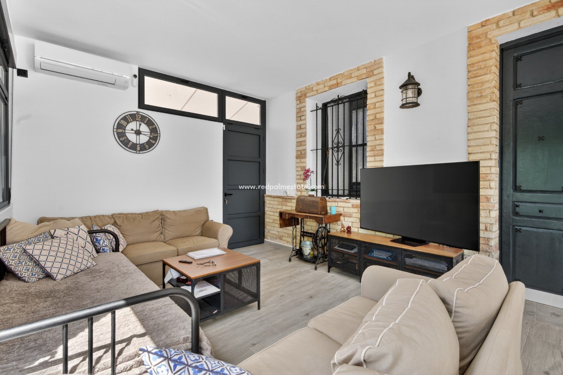 Reventa - Villa -
El Altet - San Francisco de Asis