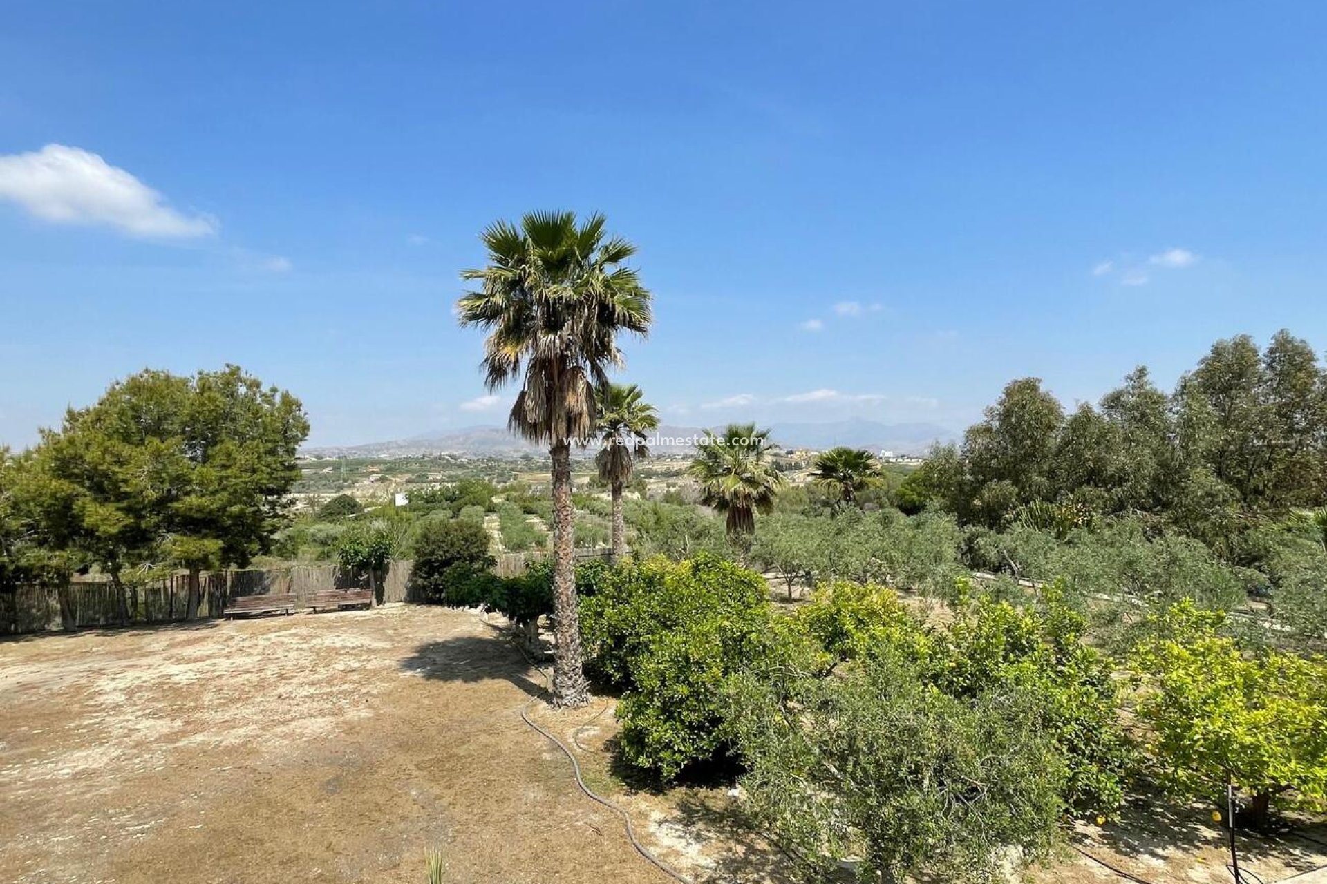Reventa - Villa -
El Rebolledo