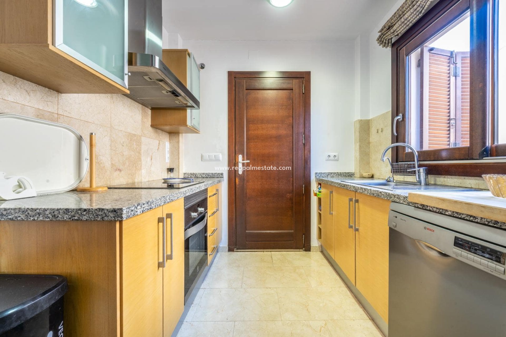 Reventa - Villa -
El Valle Golf Resort - Inland
