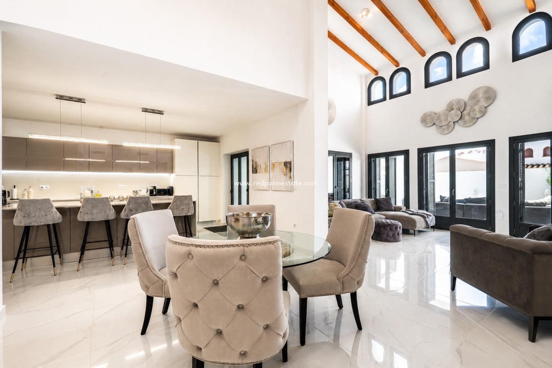 Reventa - Villa -
El Valle Golf Resort - Inland