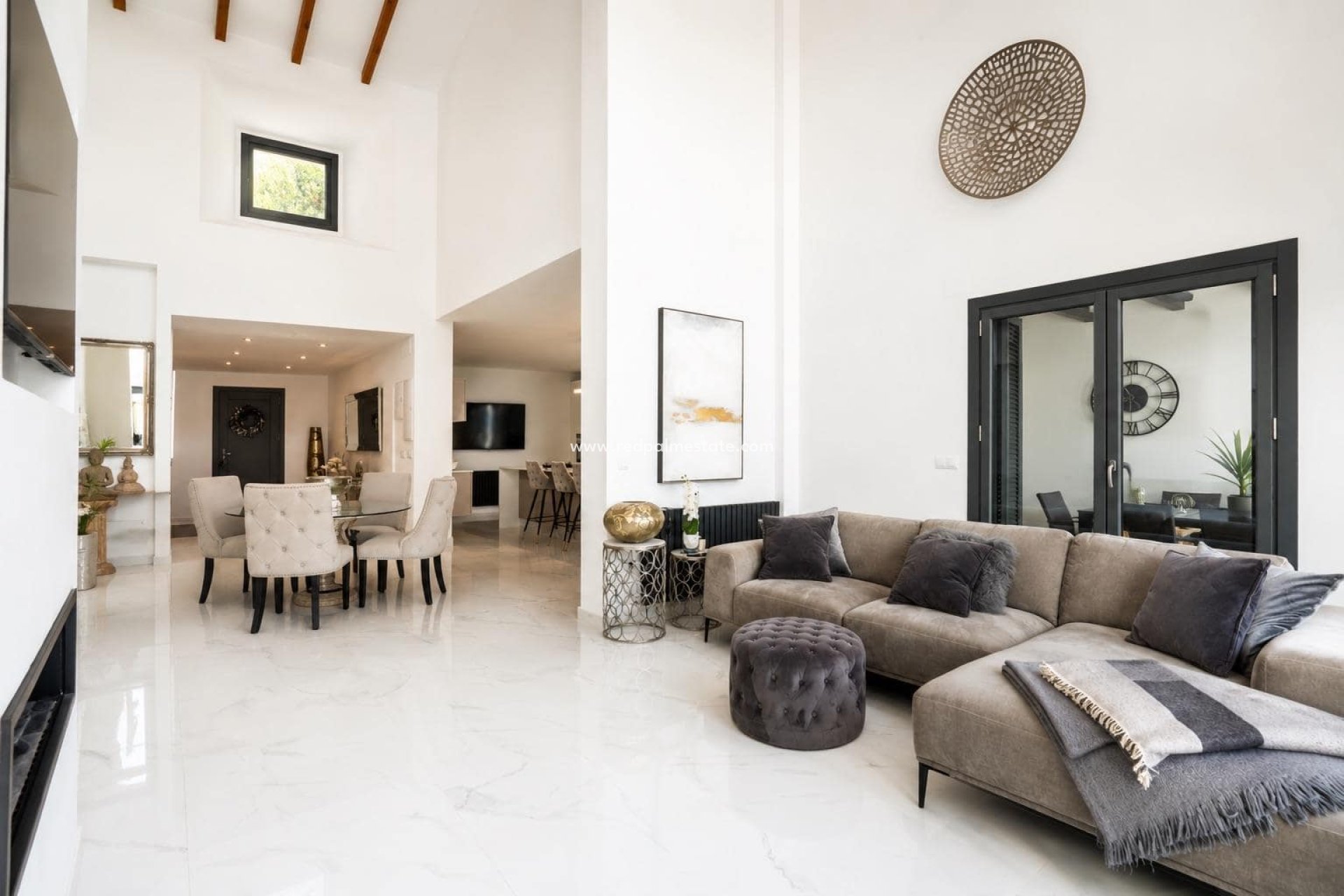 Reventa - Villa -
El Valle Golf Resort - Inland