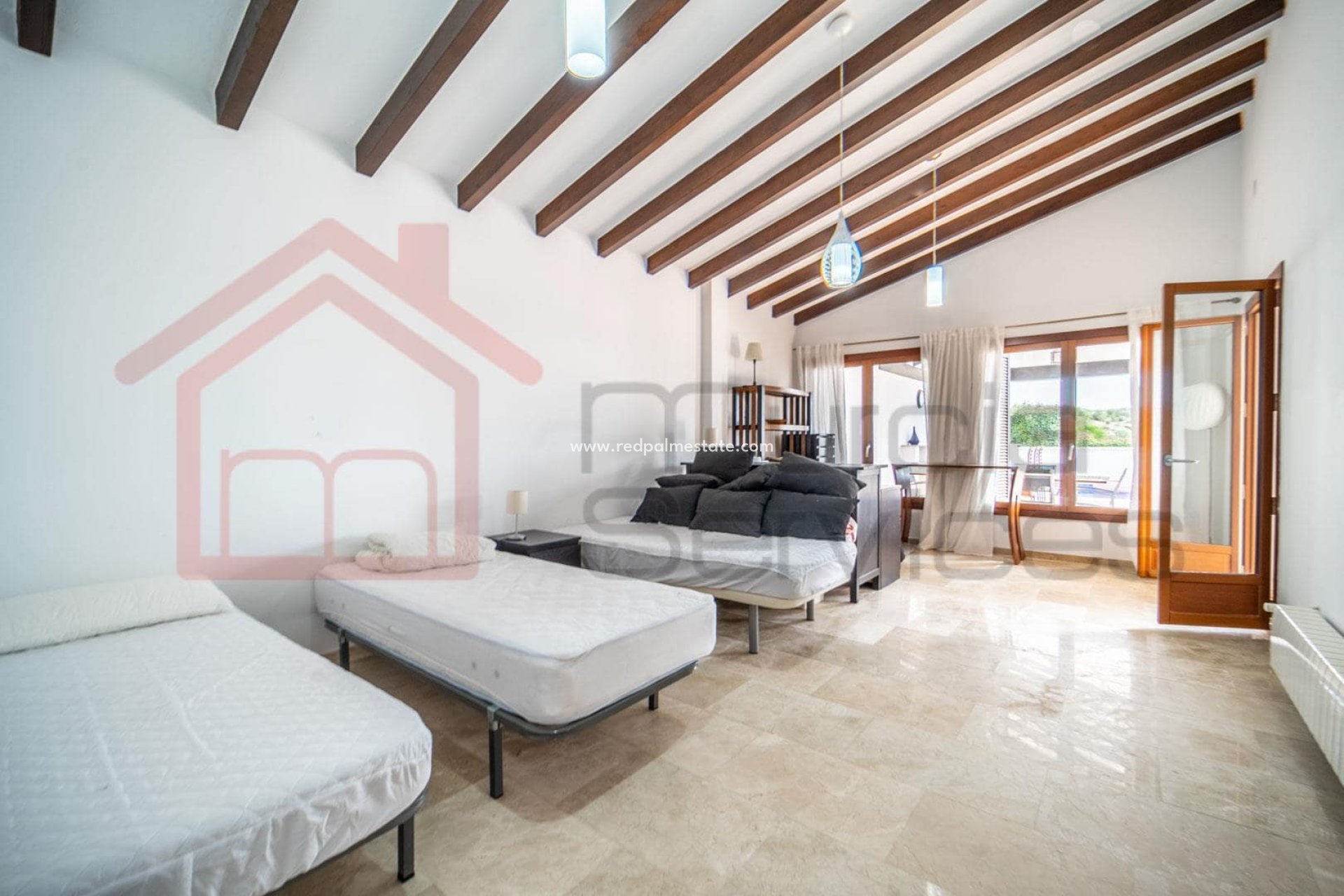 Reventa - Villa -
El Valle Golf Resort - Inland