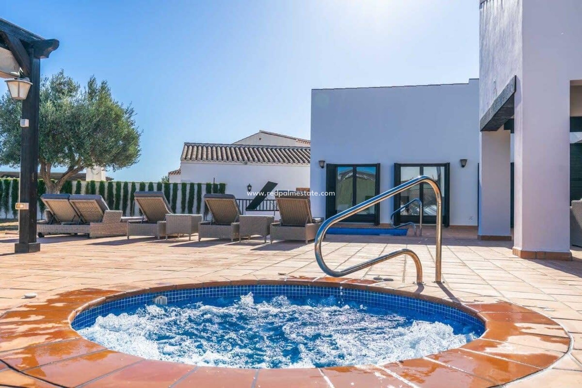 Reventa - Villa -
El Valle Golf Resort - Inland