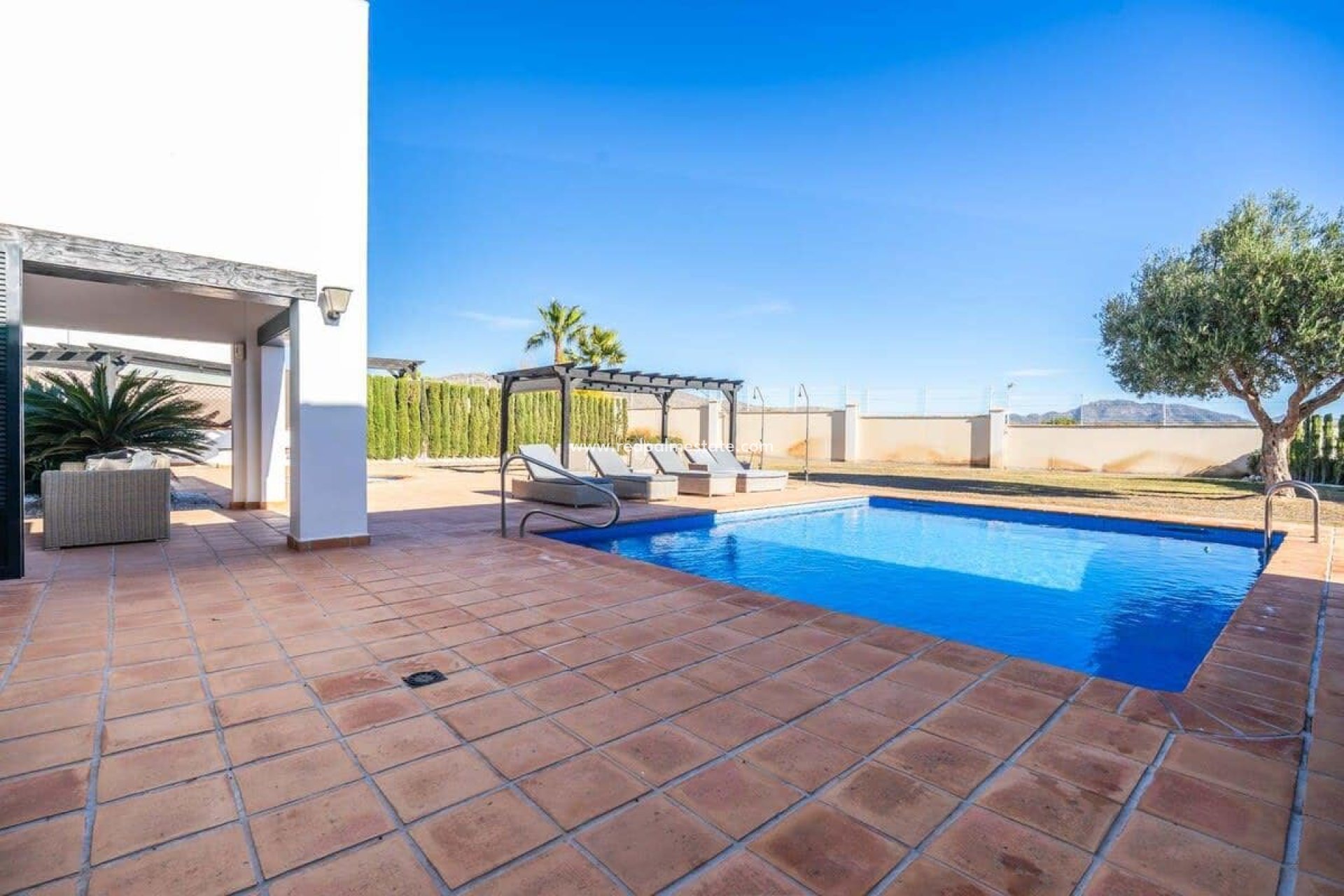Reventa - Villa -
El Valle Golf Resort - Inland