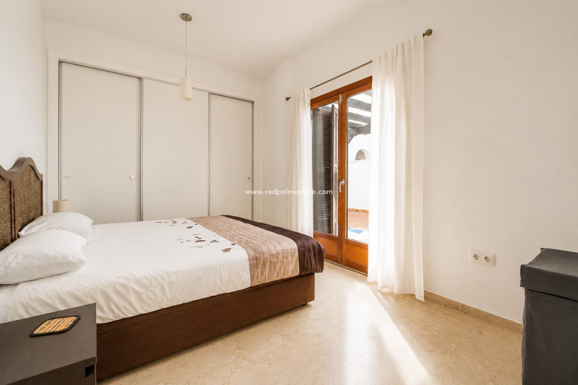 Reventa - Villa -
El Valle Golf Resort - Inland