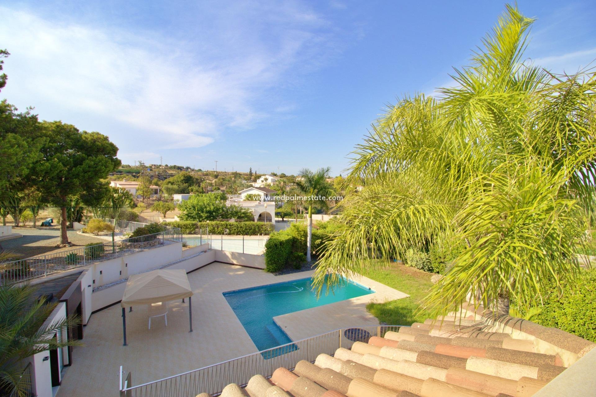 Reventa - Villa -
Elche - Peña las Águilas
