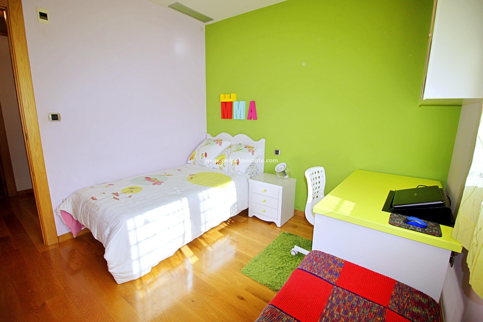 Reventa - Villa -
Elche - Peña las Águilas