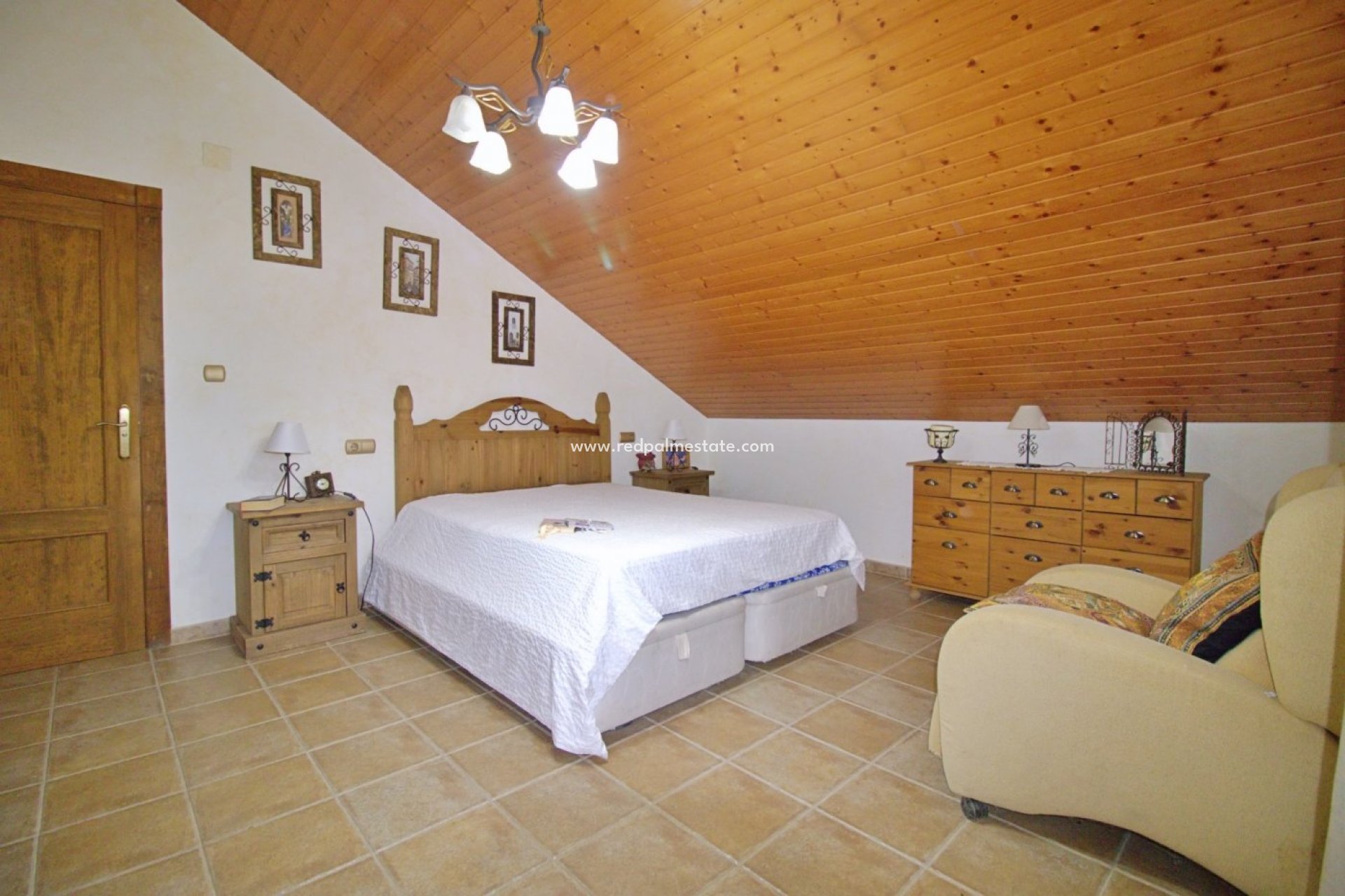 Reventa - Villa -
Elche - Valverde