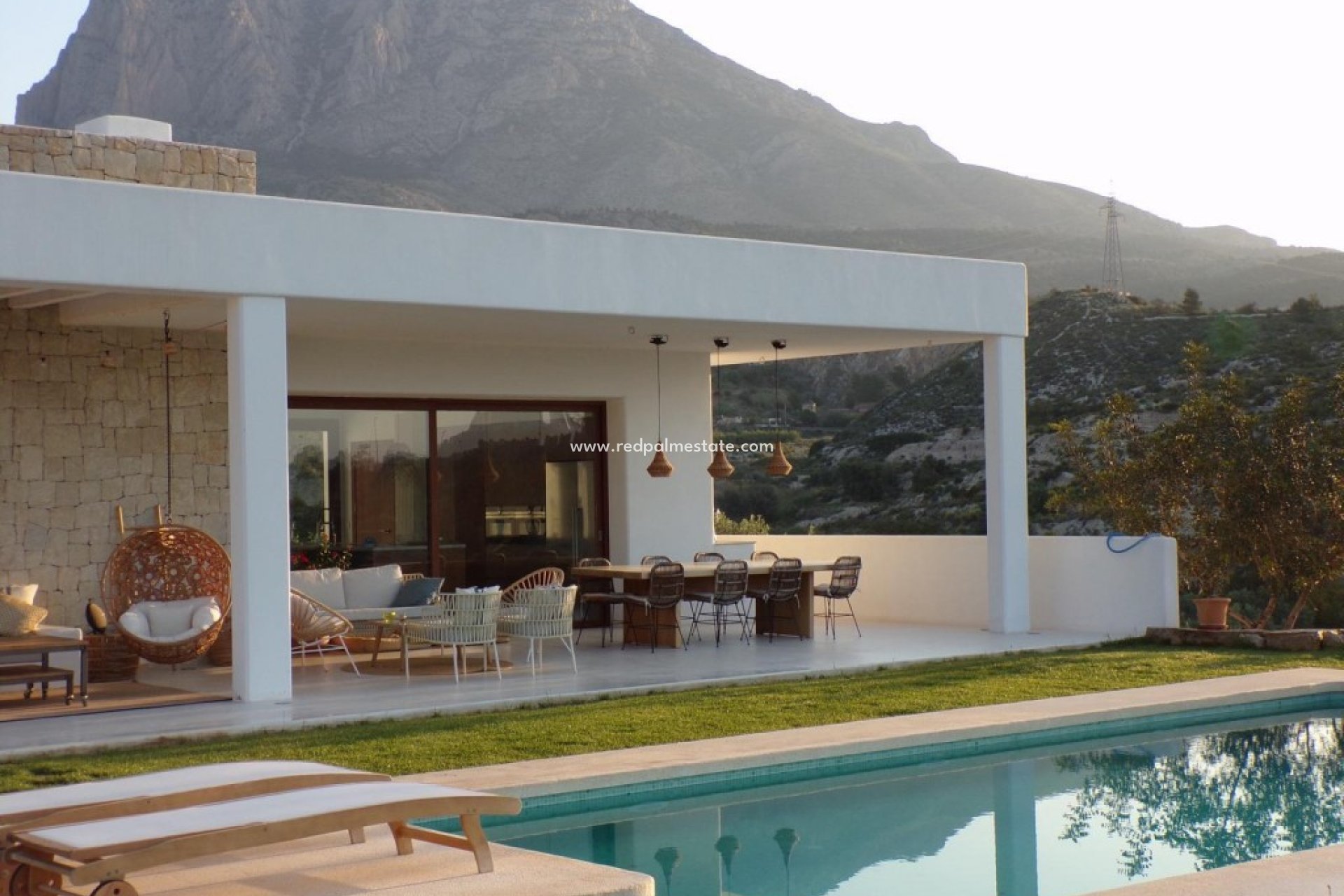 Reventa - Villa -
Finestrat - Costa Blanca