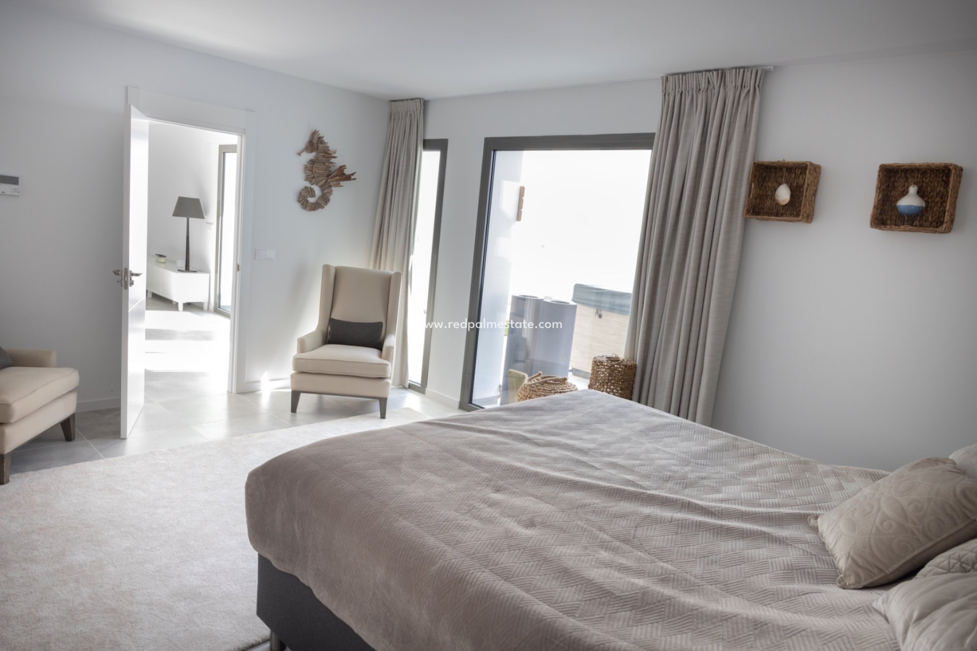 Reventa - Villa -
Finestrat - Urbanizaciones