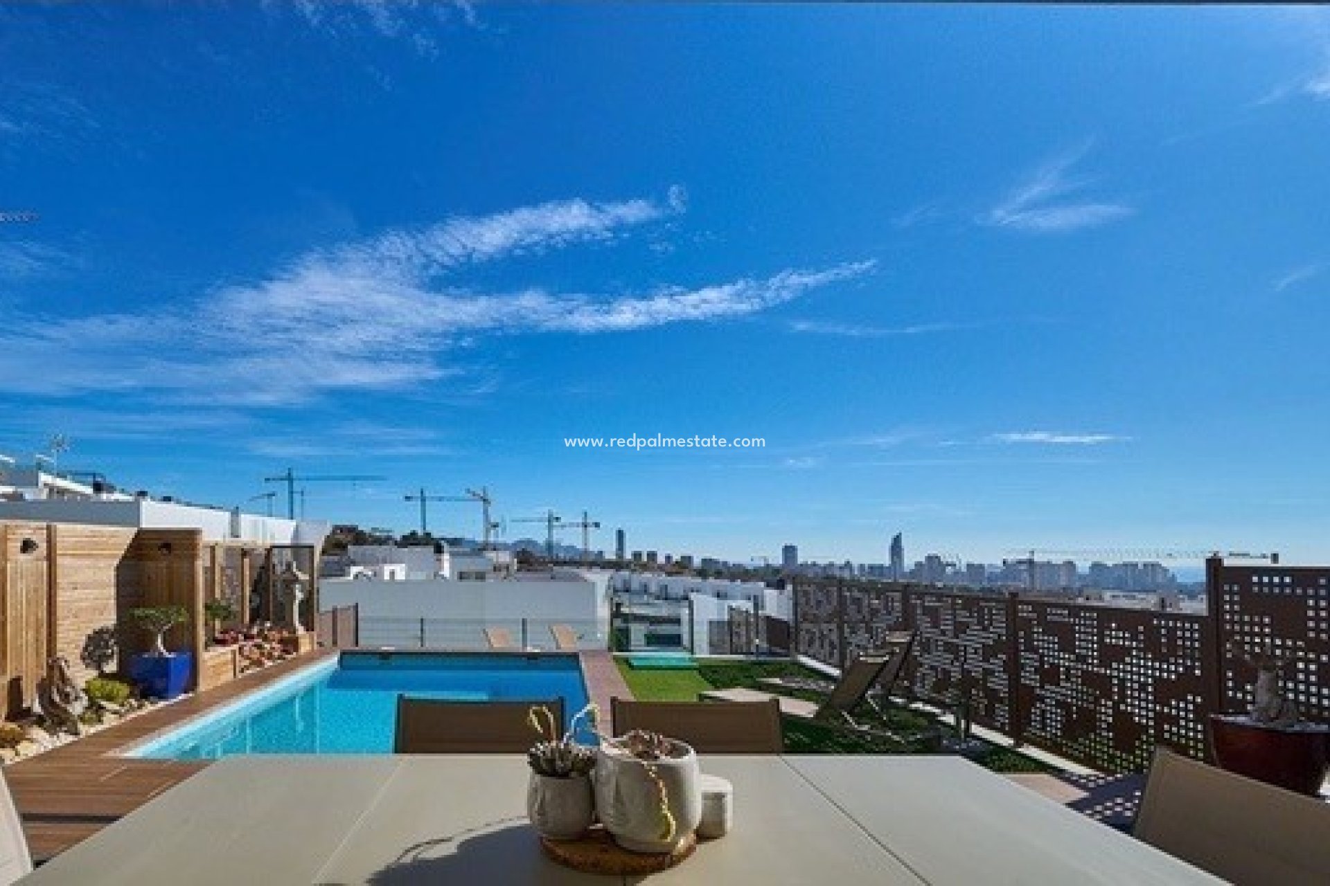 Reventa - Villa -
Finestrat