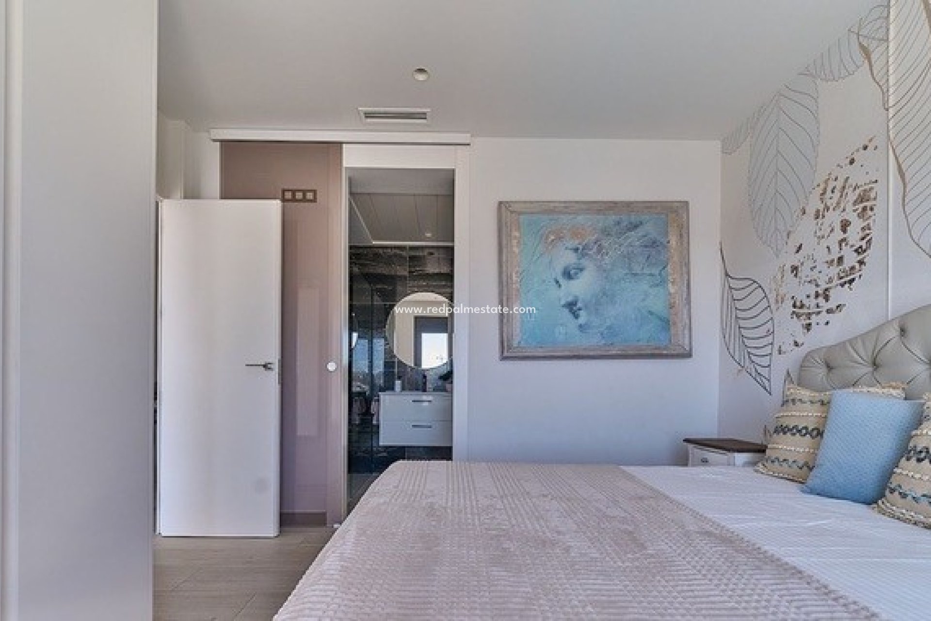 Reventa - Villa -
Finestrat