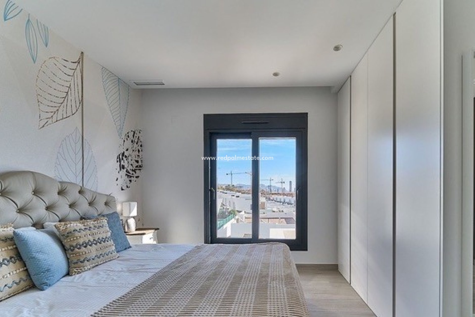 Reventa - Villa -
Finestrat