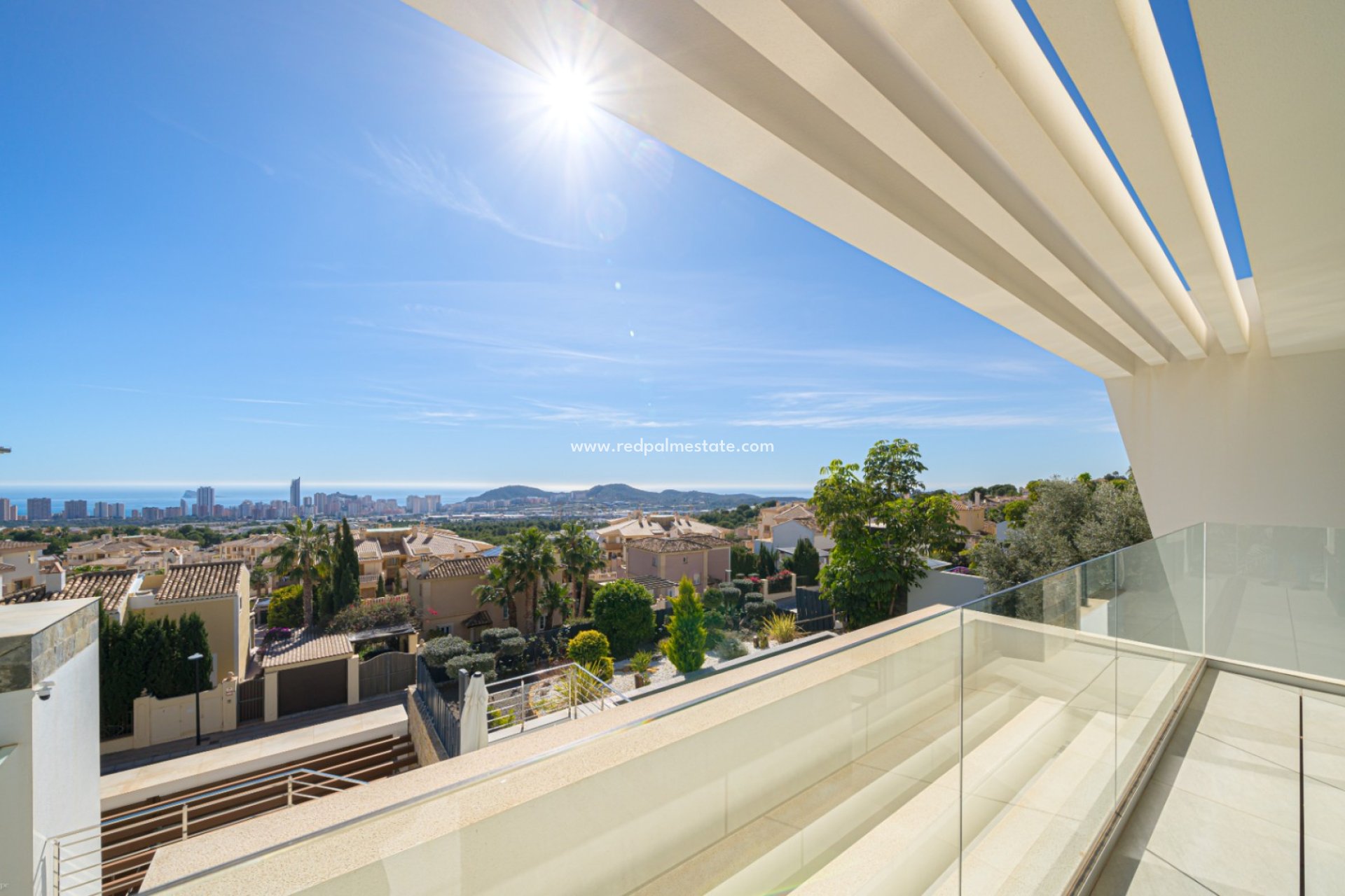 Reventa - Villa -
Finestrat