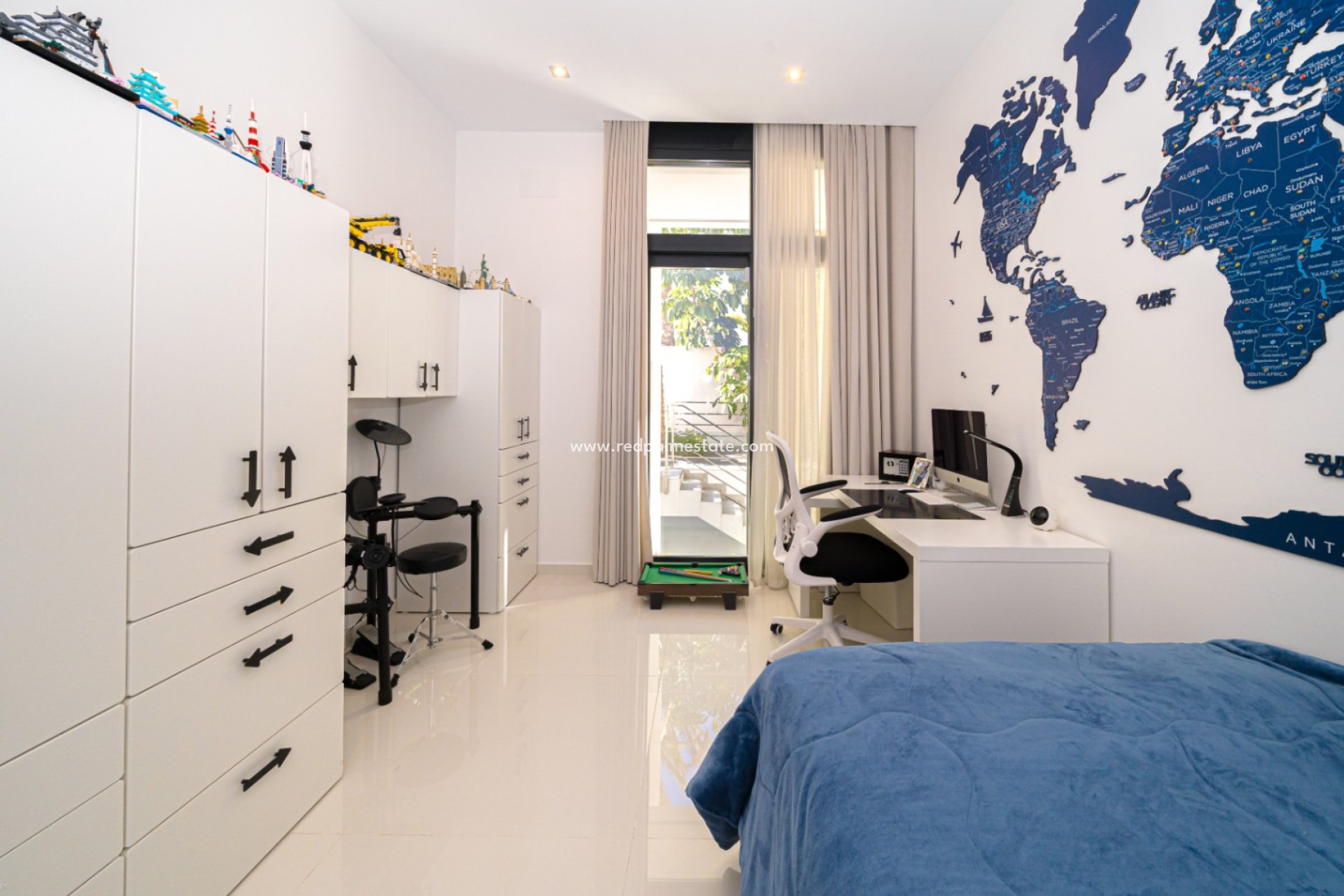 Reventa - Villa -
Finestrat