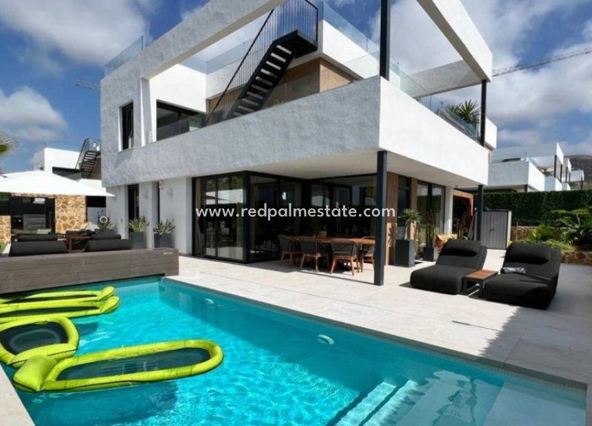 Reventa - Villa -
Finestrat