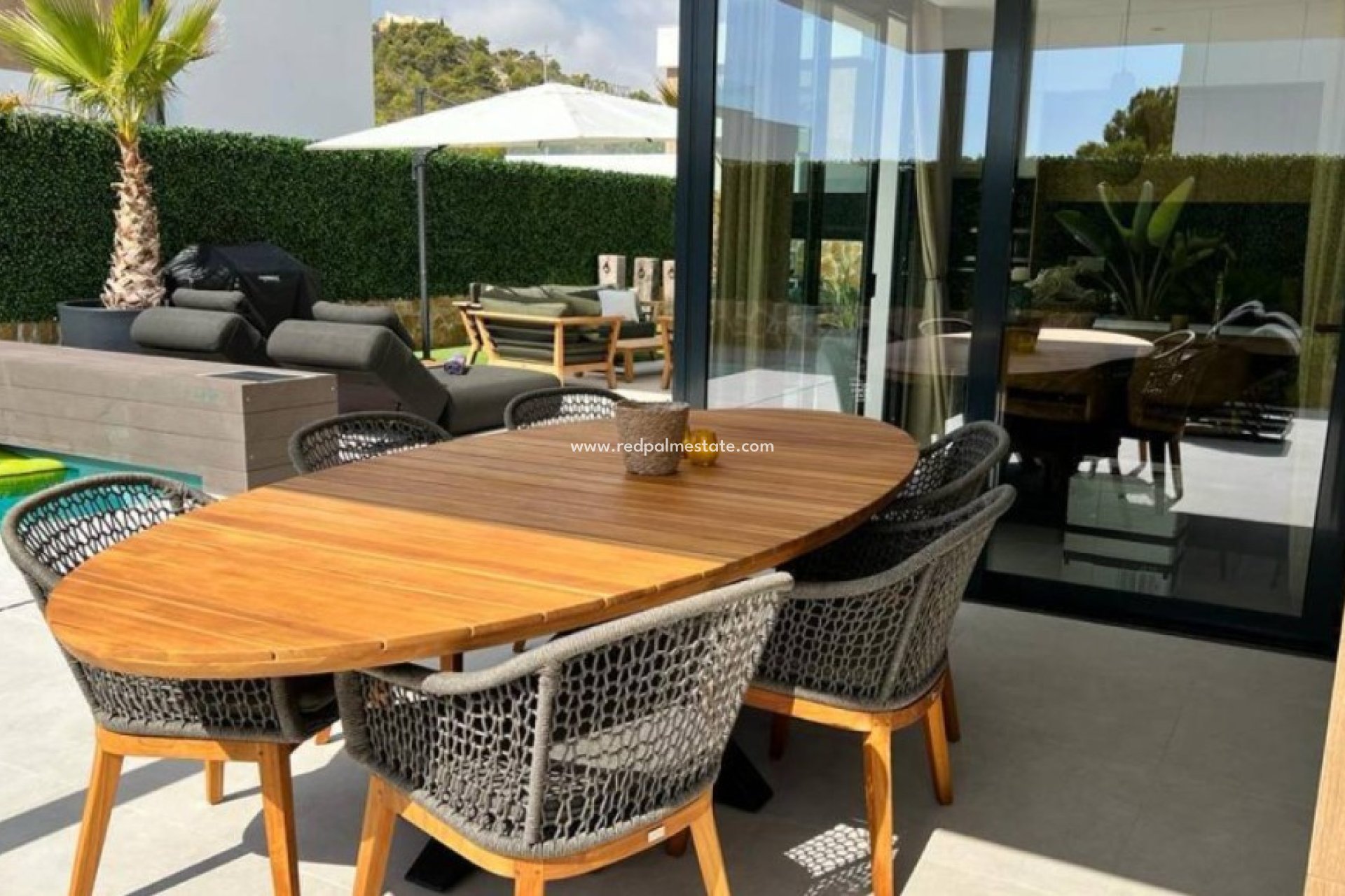 Reventa - Villa -
Finestrat