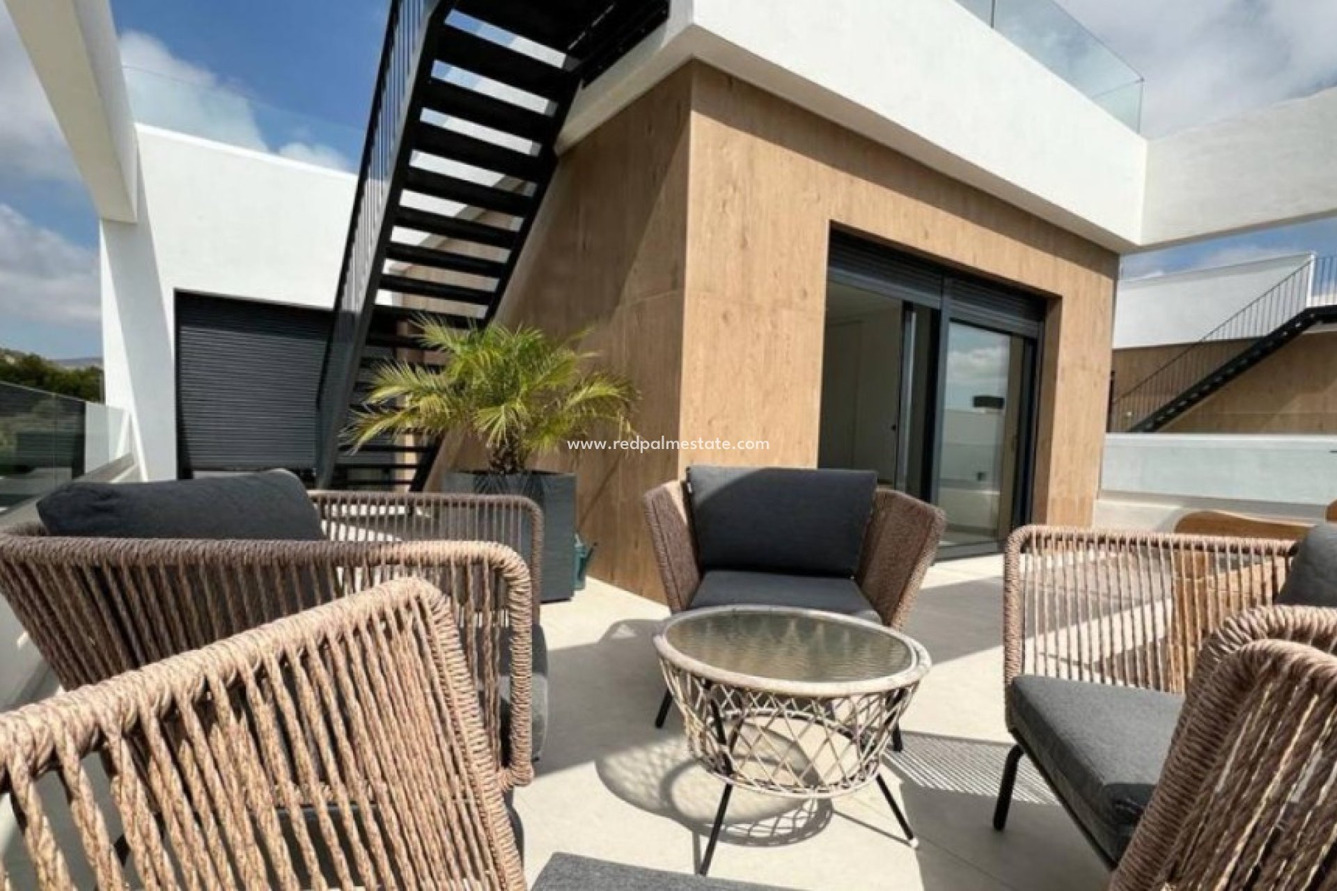 Reventa - Villa -
Finestrat