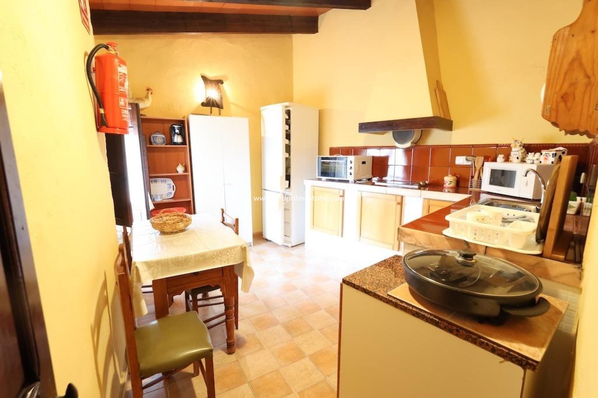 Reventa - Villa -
Fortuna - La garapacha