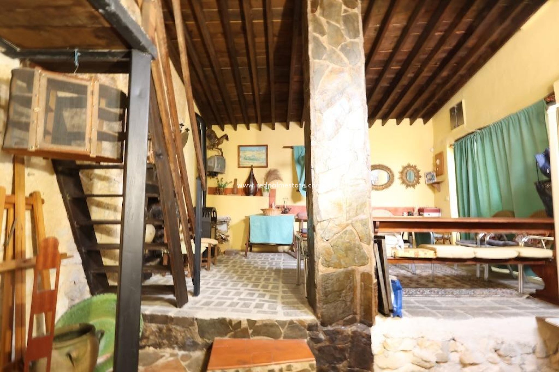 Reventa - Villa -
Fortuna - La garapacha