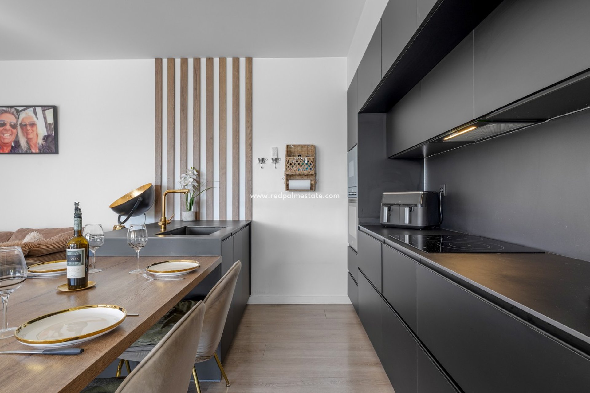 Reventa - Villa -
Fortuna - Urbanizacion Las Kalendas