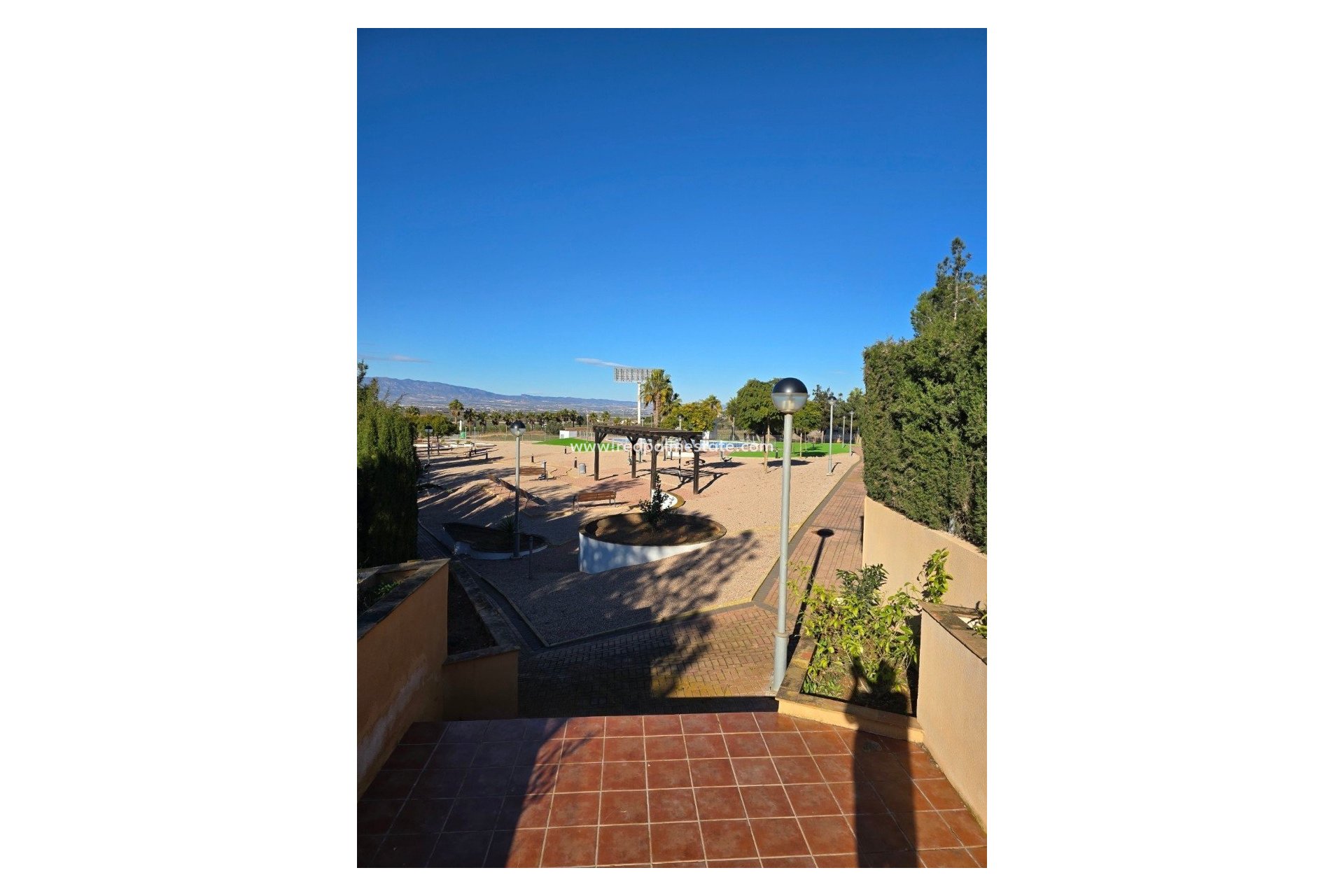 Reventa - Villa -
Fuente Álamo - Inland