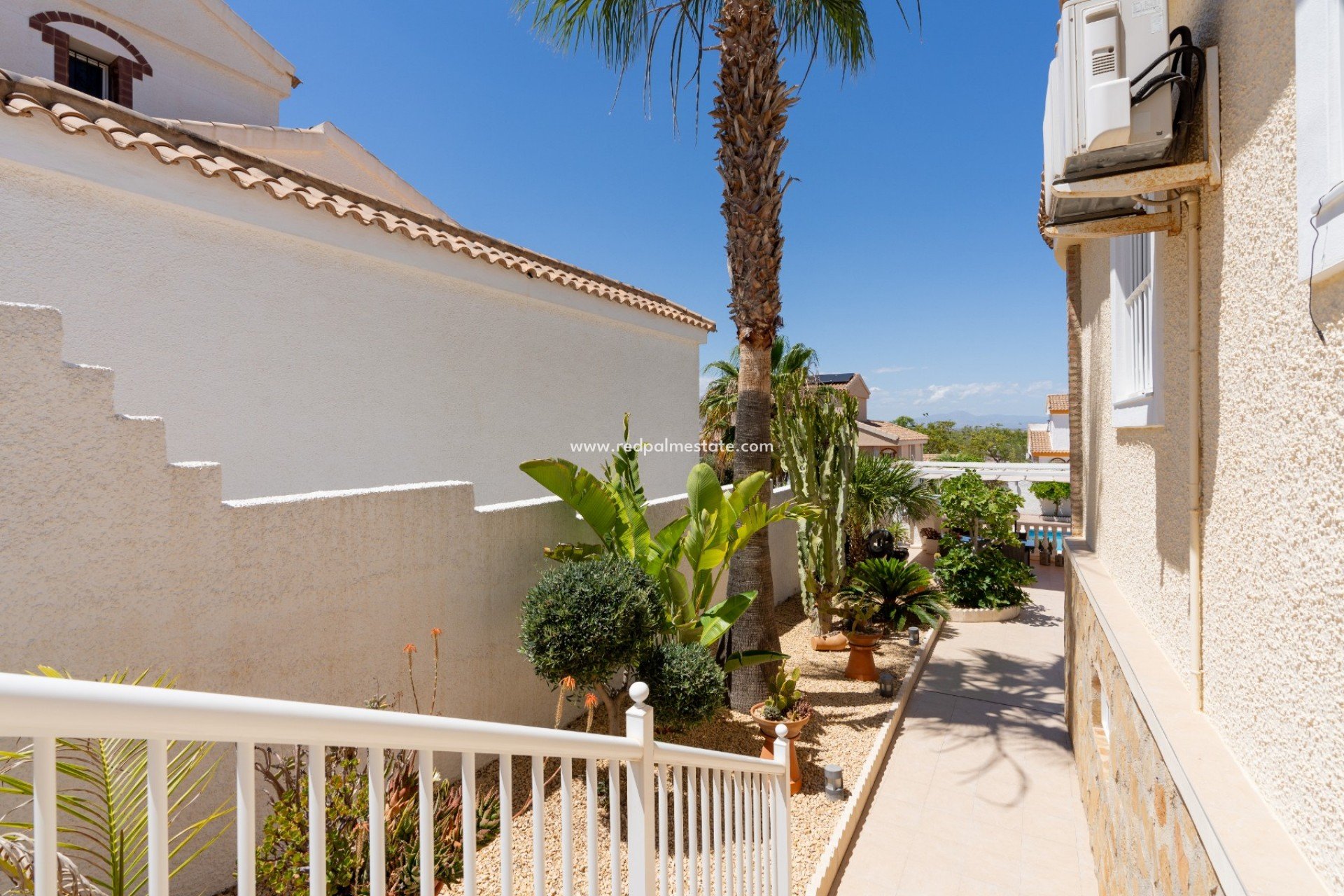 Reventa - Villa -
Gran Alacant - Monte Y Mar Bajo