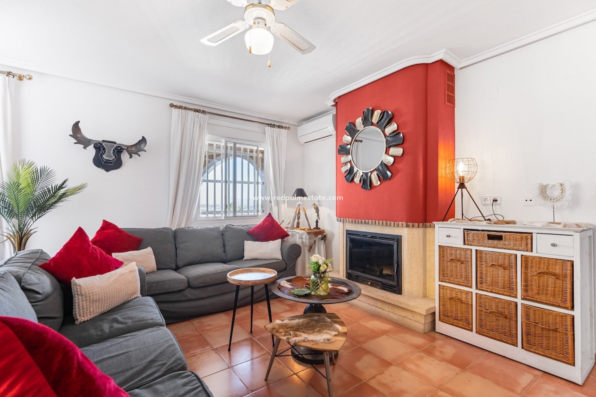 Reventa - Villa -
Gran Alacant - Monte Y Mar