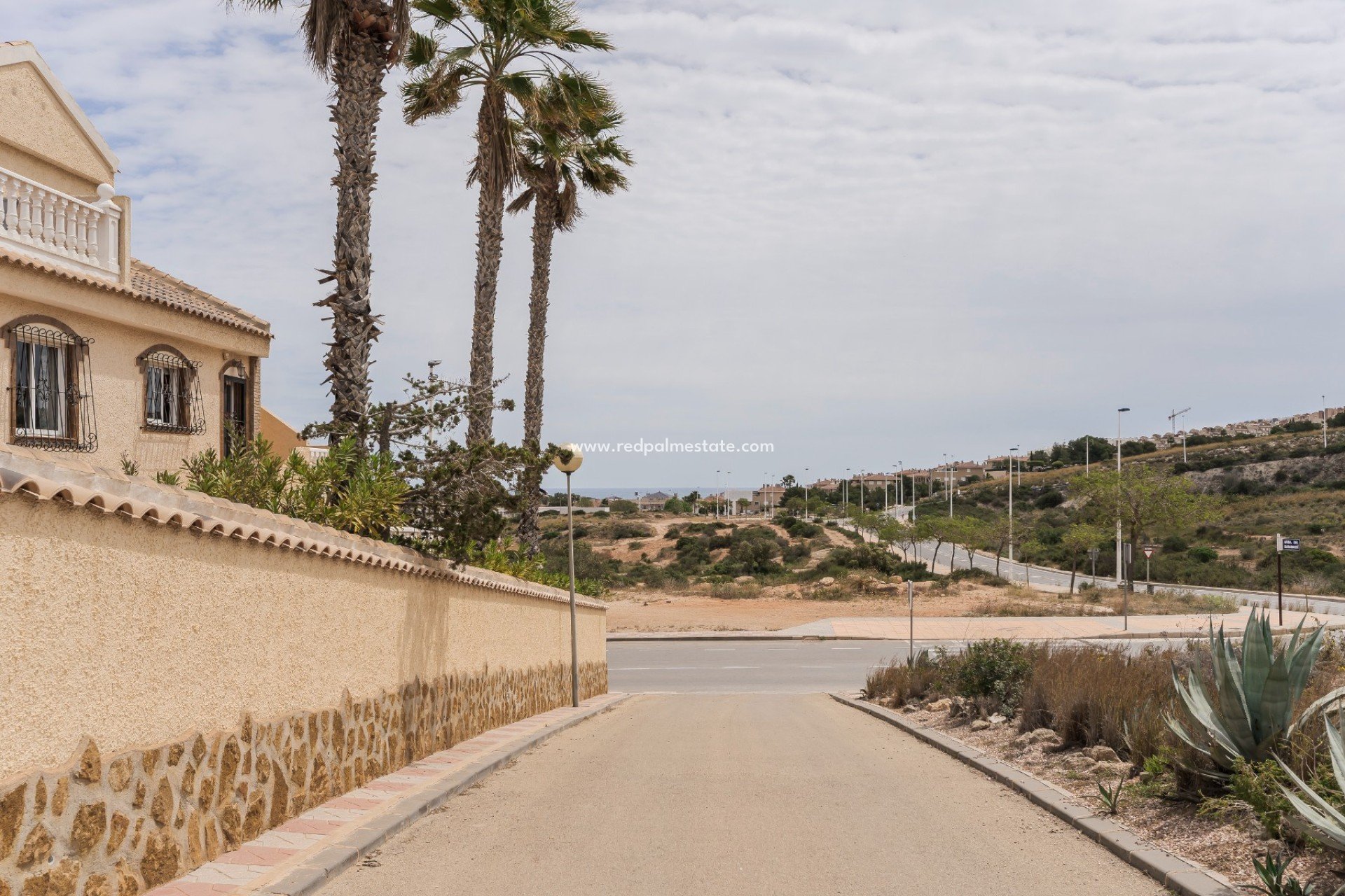 Reventa - Villa -
Gran Alacant - Monte Y Mar