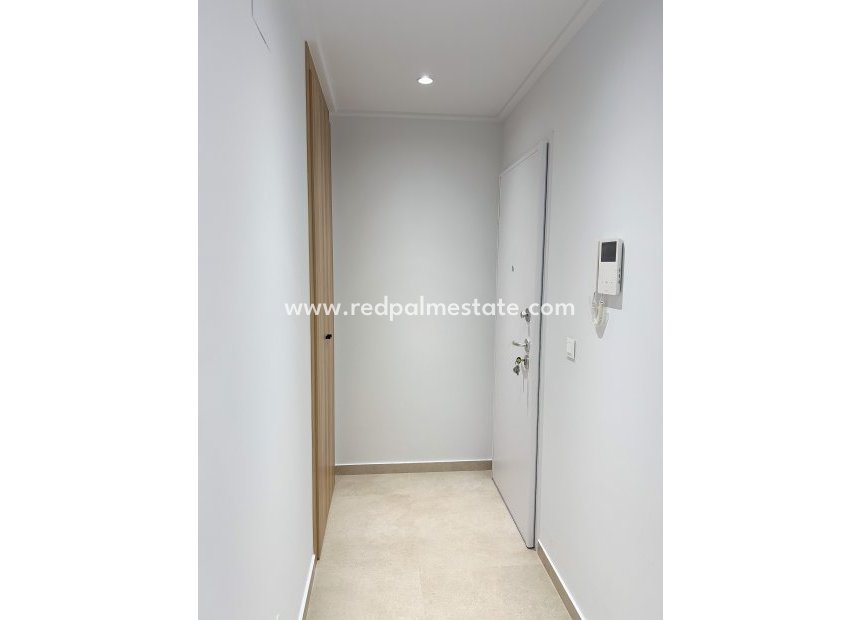 Reventa - Villa -
Guardamar del Segura - Costa Blanca