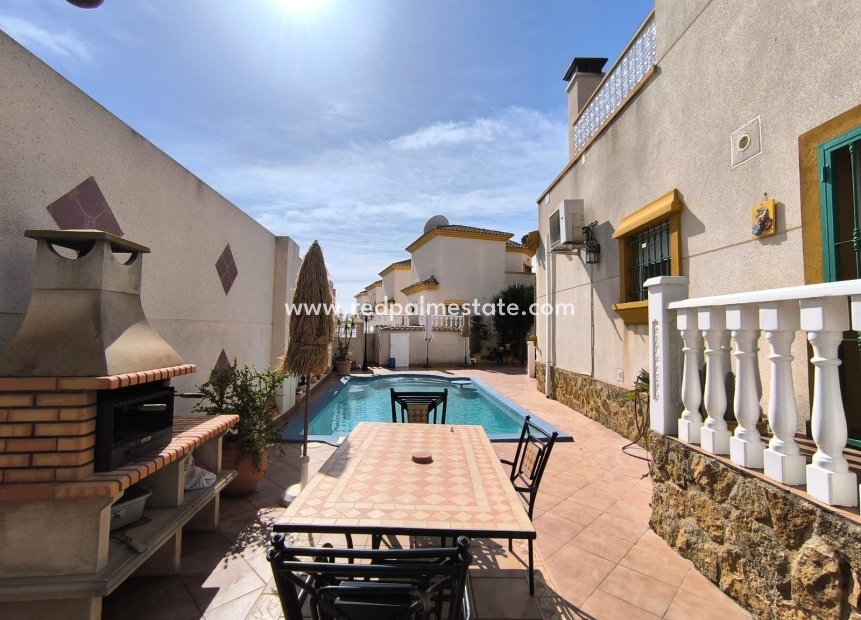 Reventa - Villa -
Guardamar del Segura - El Raso