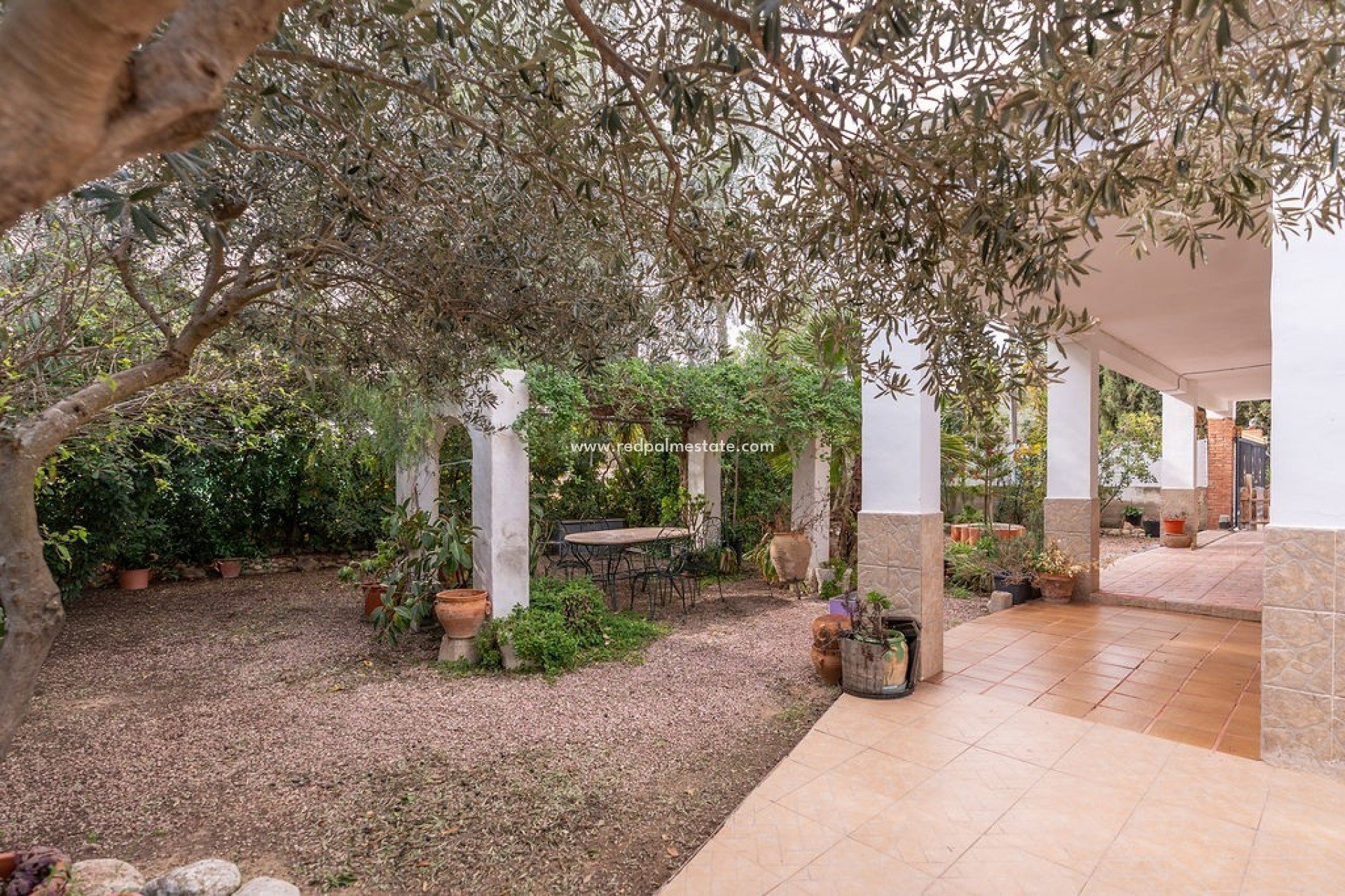 Reventa - Villa -
Hondón de las Nieves - Inland