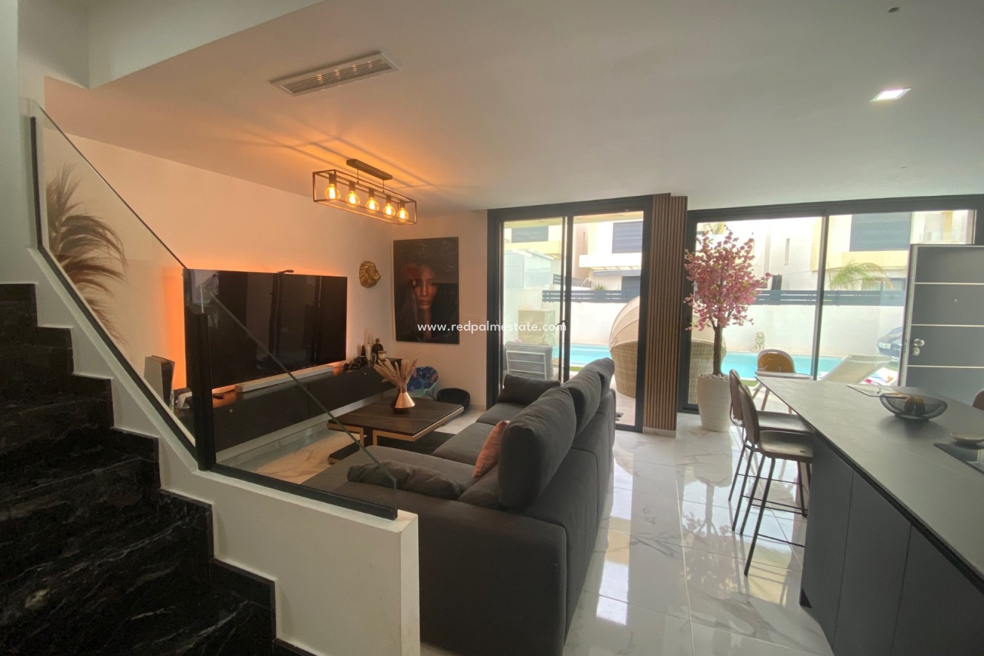 Reventa - Villa independiente -
Montesinos - Costa Blanca