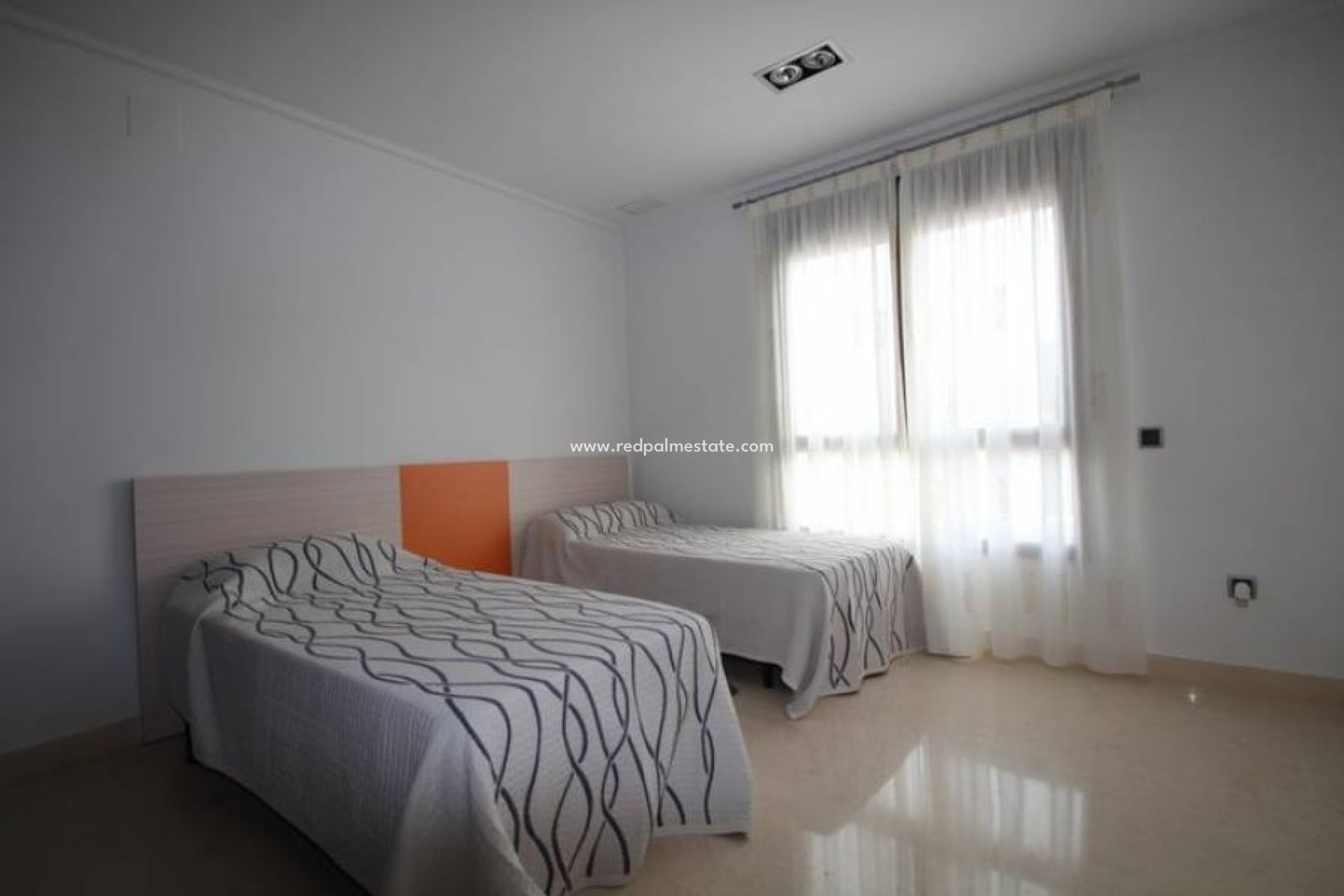 Reventa - Villa independiente -
Orihuela Costa - Cabo Roig