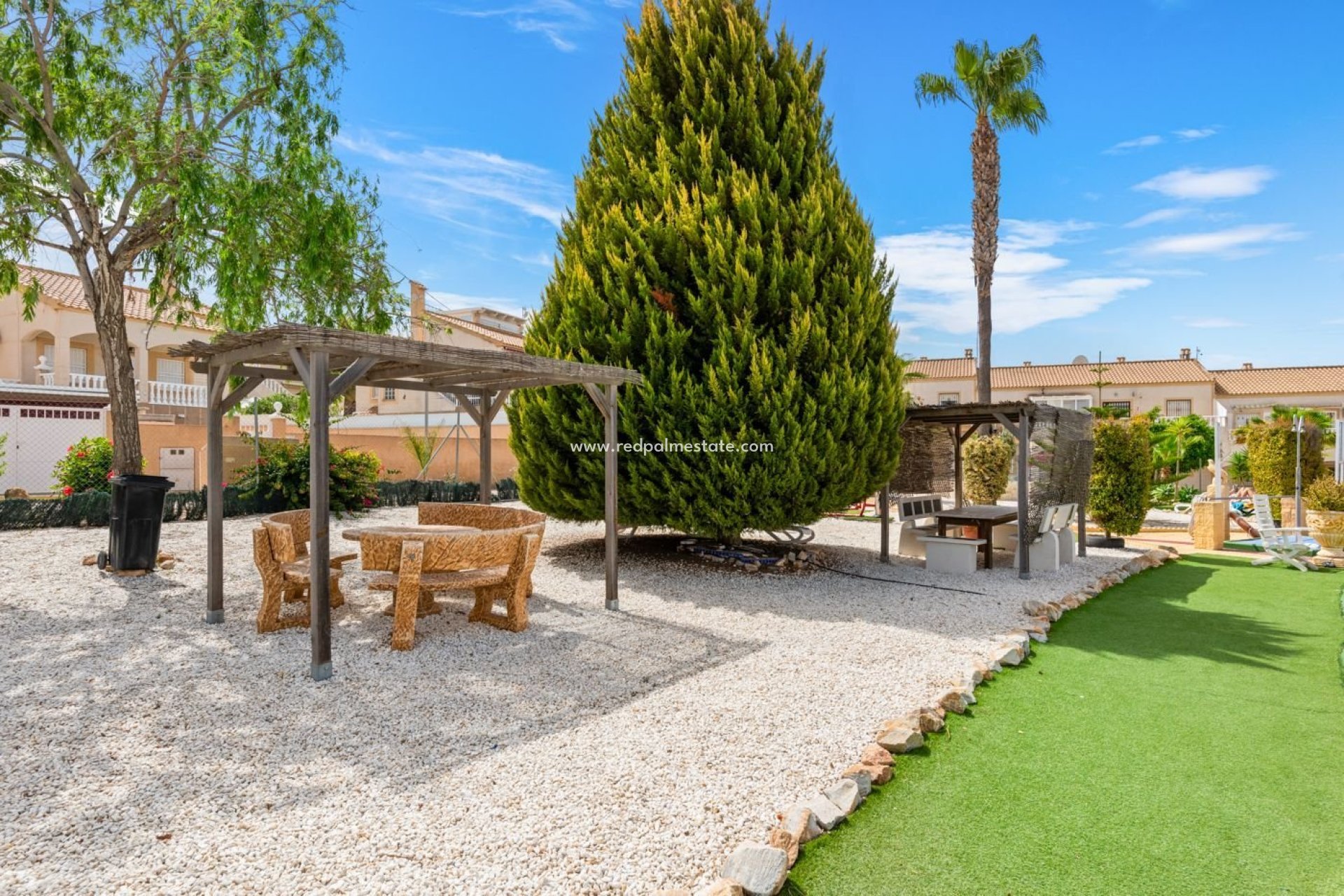 Reventa - Villa independiente -
Orihuela Costa - Costa Blanca