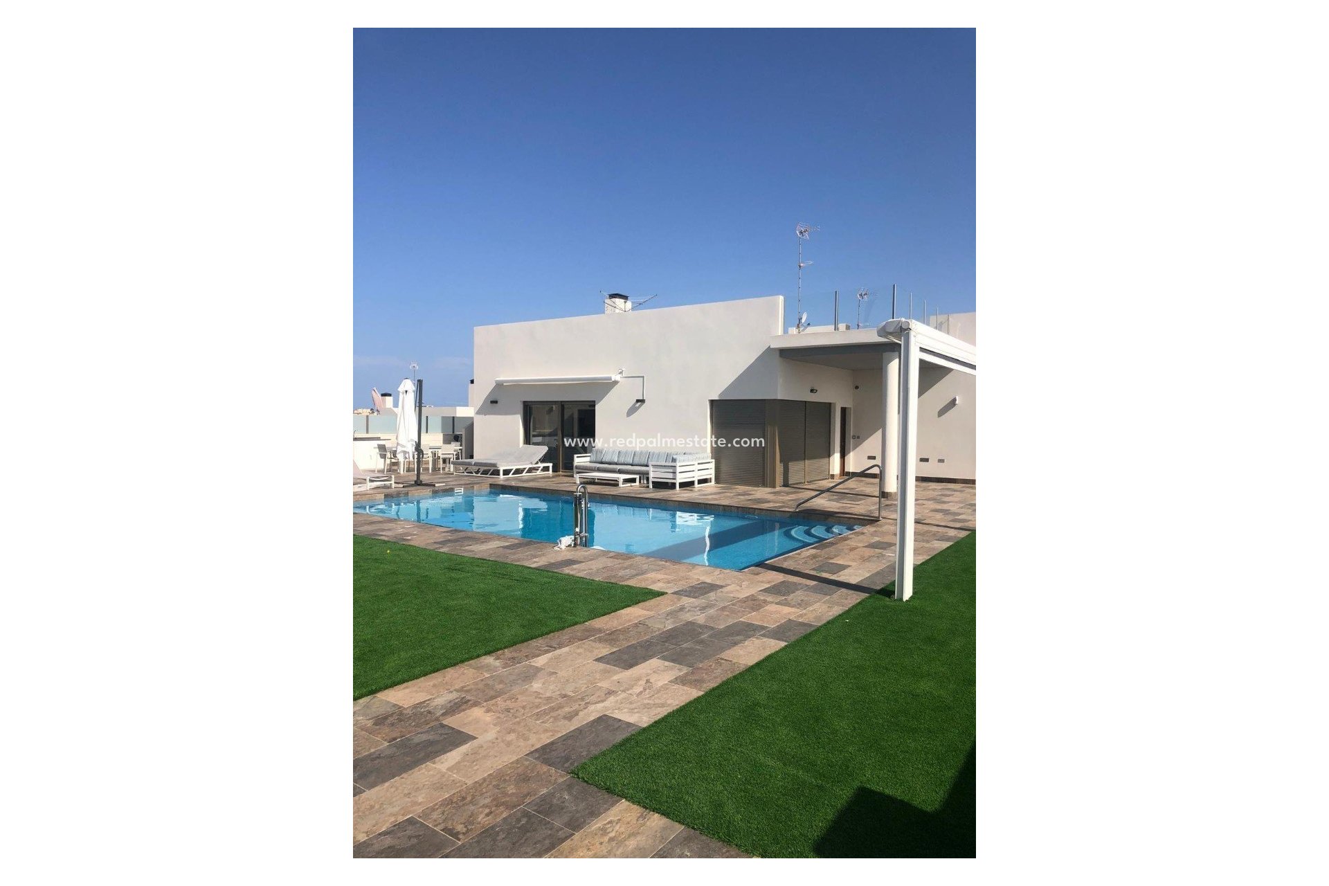 Reventa - Villa independiente -
Orihuela Costa - Costa Blanca