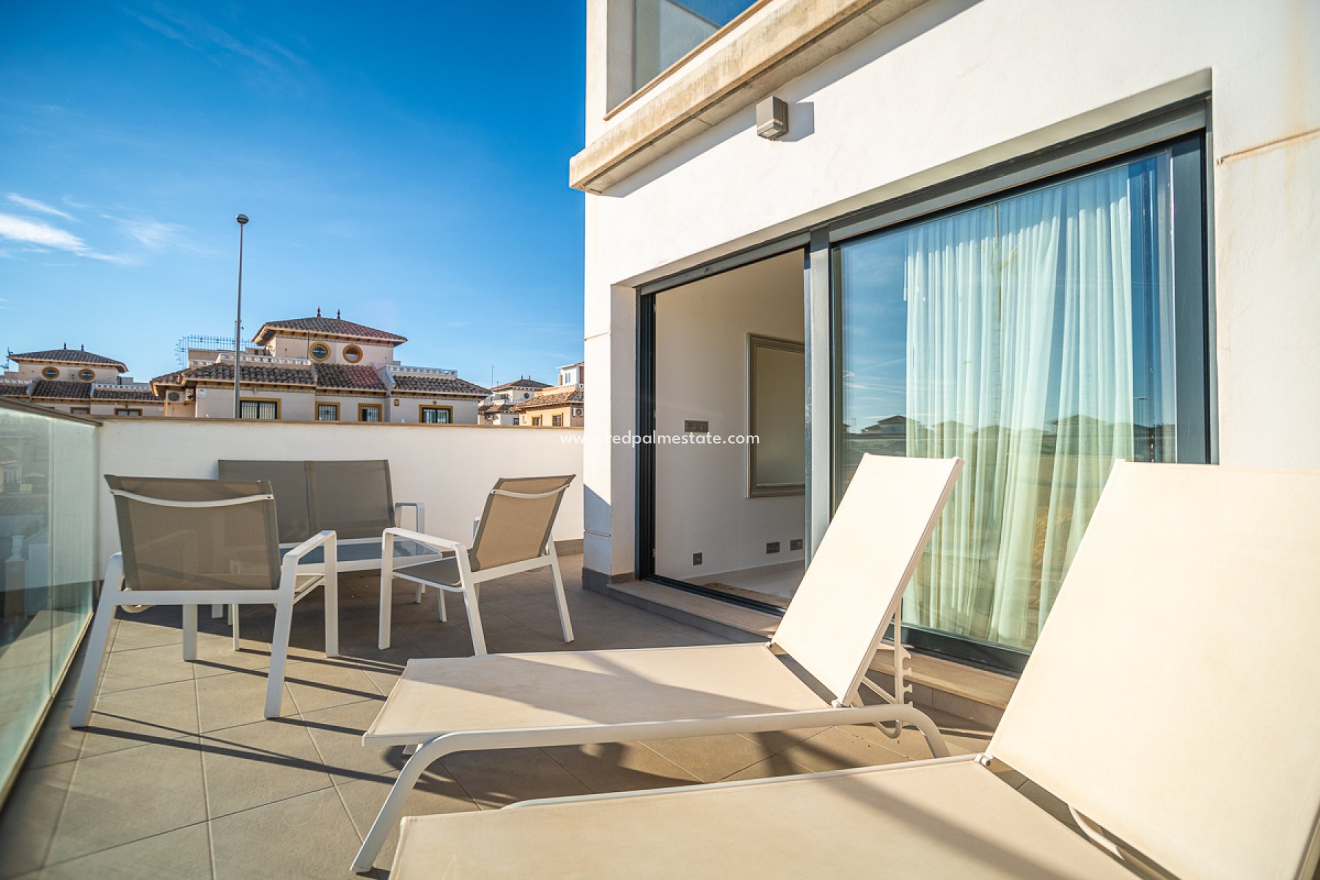 Reventa - Villa independiente -
Orihuela Costa - Costa Blanca