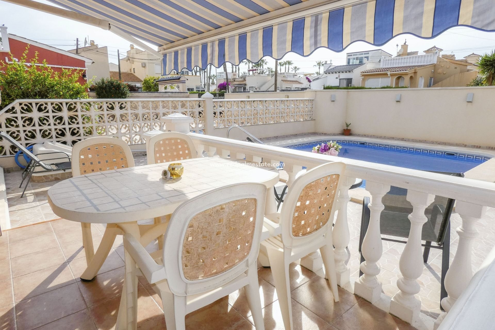 Reventa - Villa independiente -
Orihuela Costa - Playa Flamenca