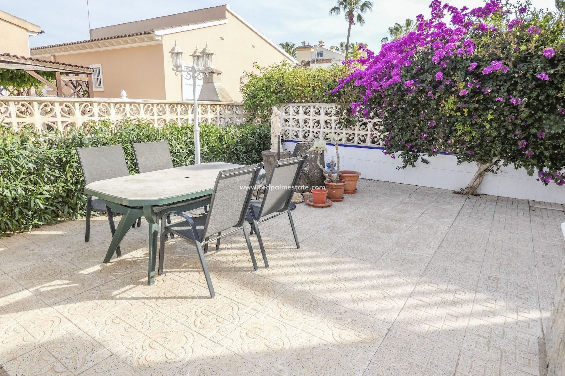 Reventa - Villa independiente -
Orihuela Costa - Playa Flamenca